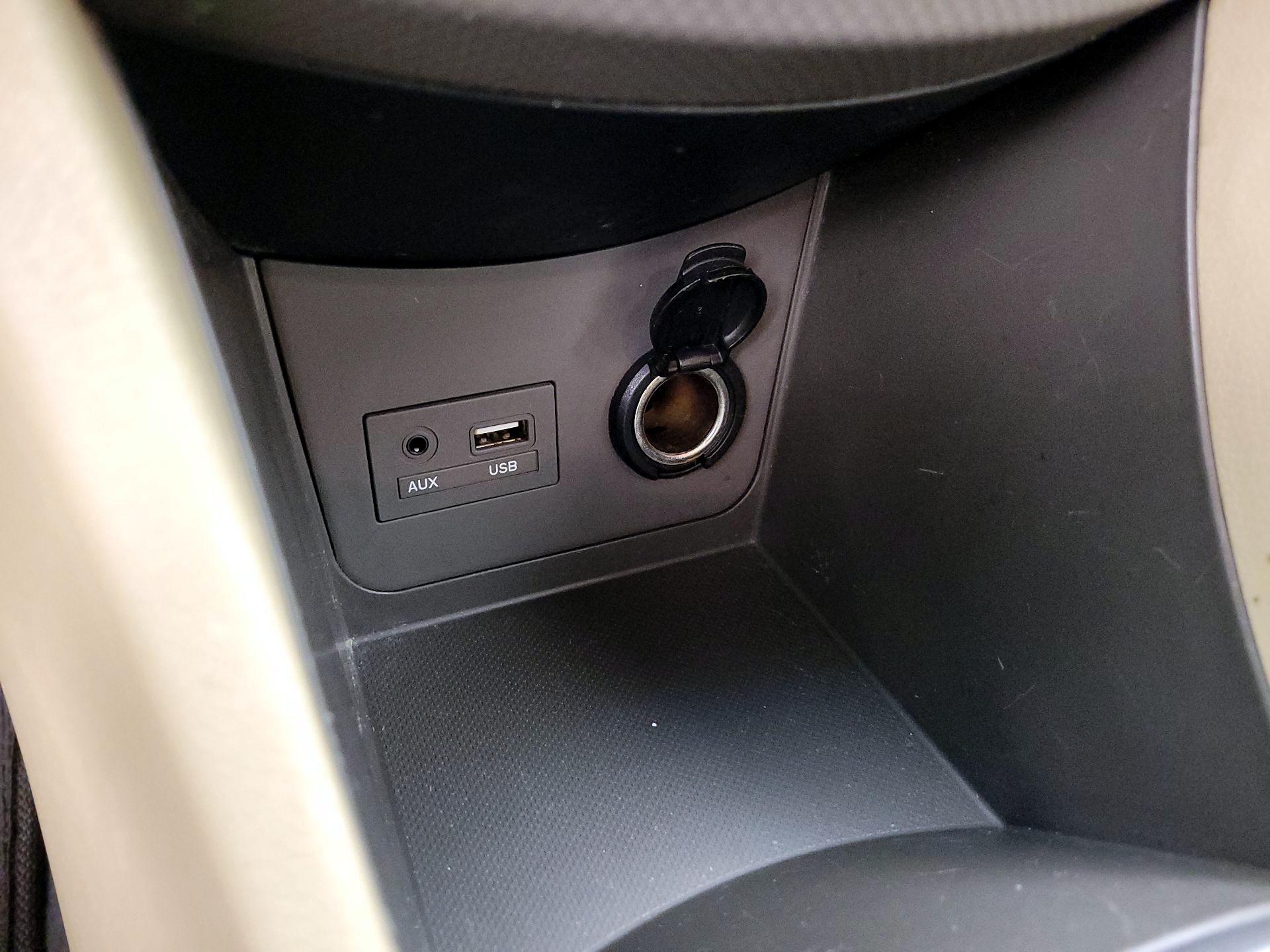 Thumbnail: 2014 Hyundai Accent - 17