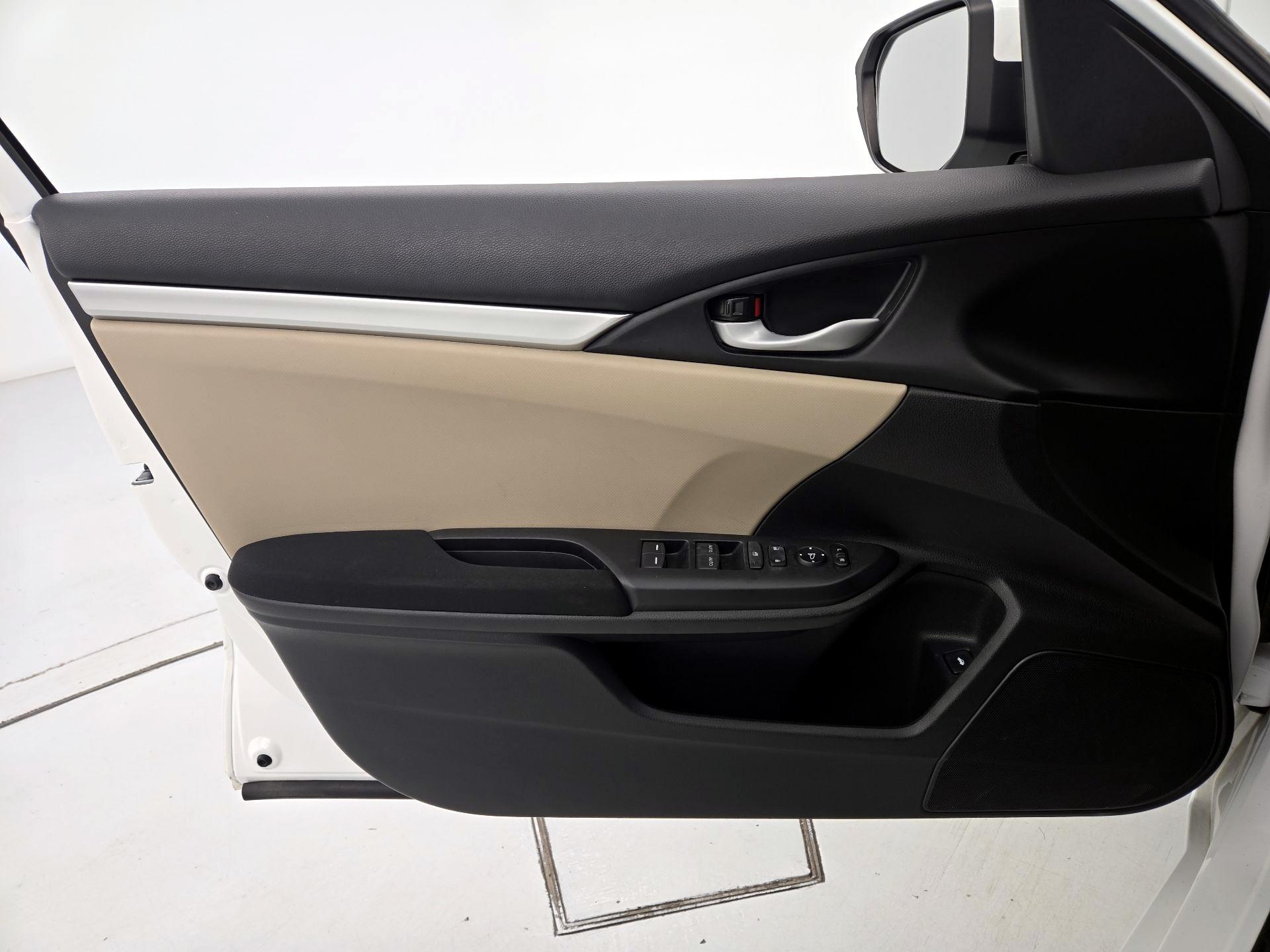 Thumbnail: 2018 Honda Civic - 12