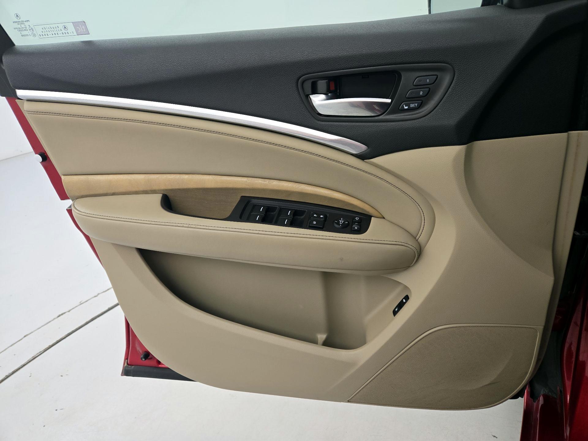 Thumbnail: 2019 Acura MDX - 12