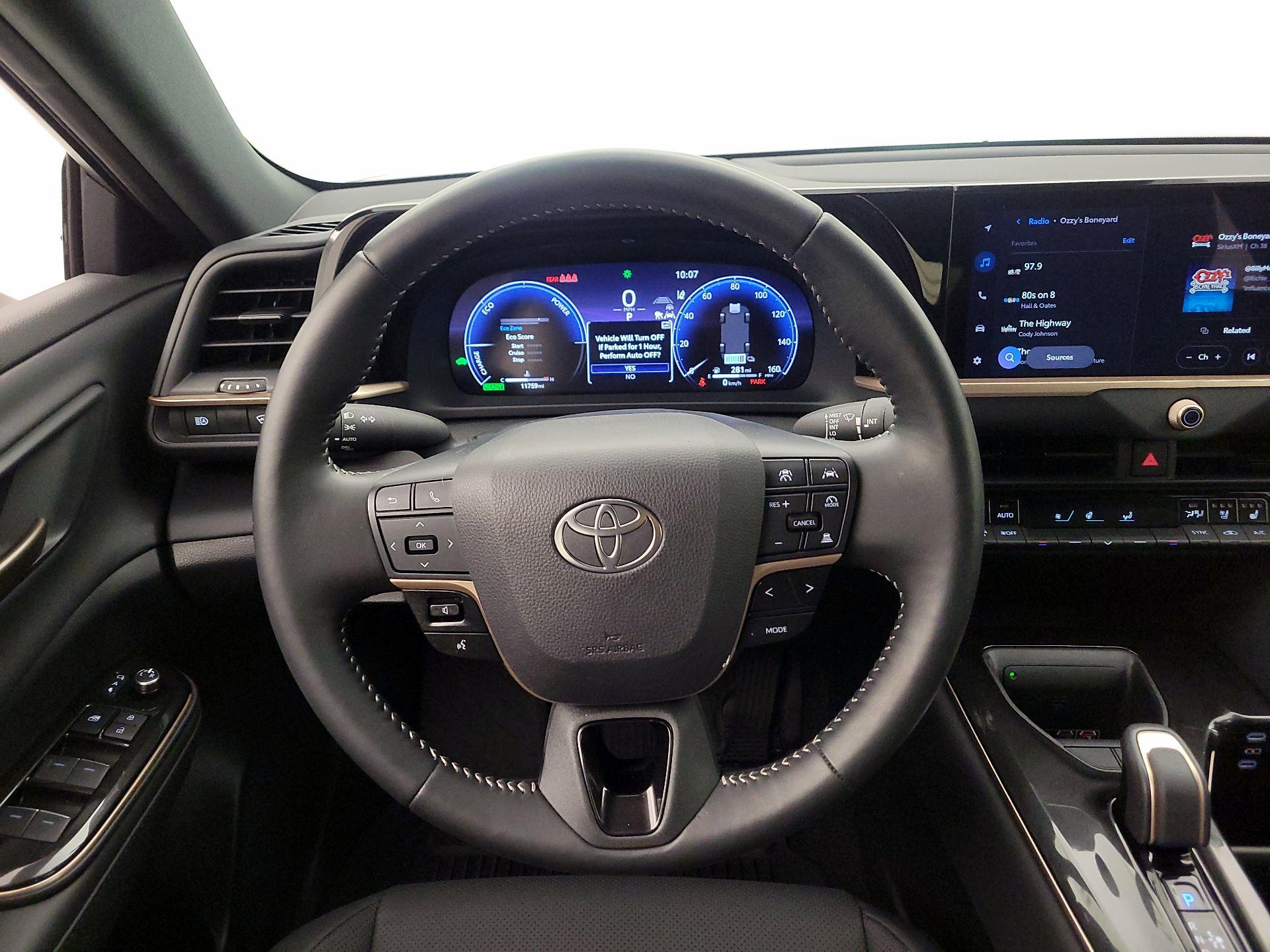 Thumbnail: 2025 Toyota Crown - 10