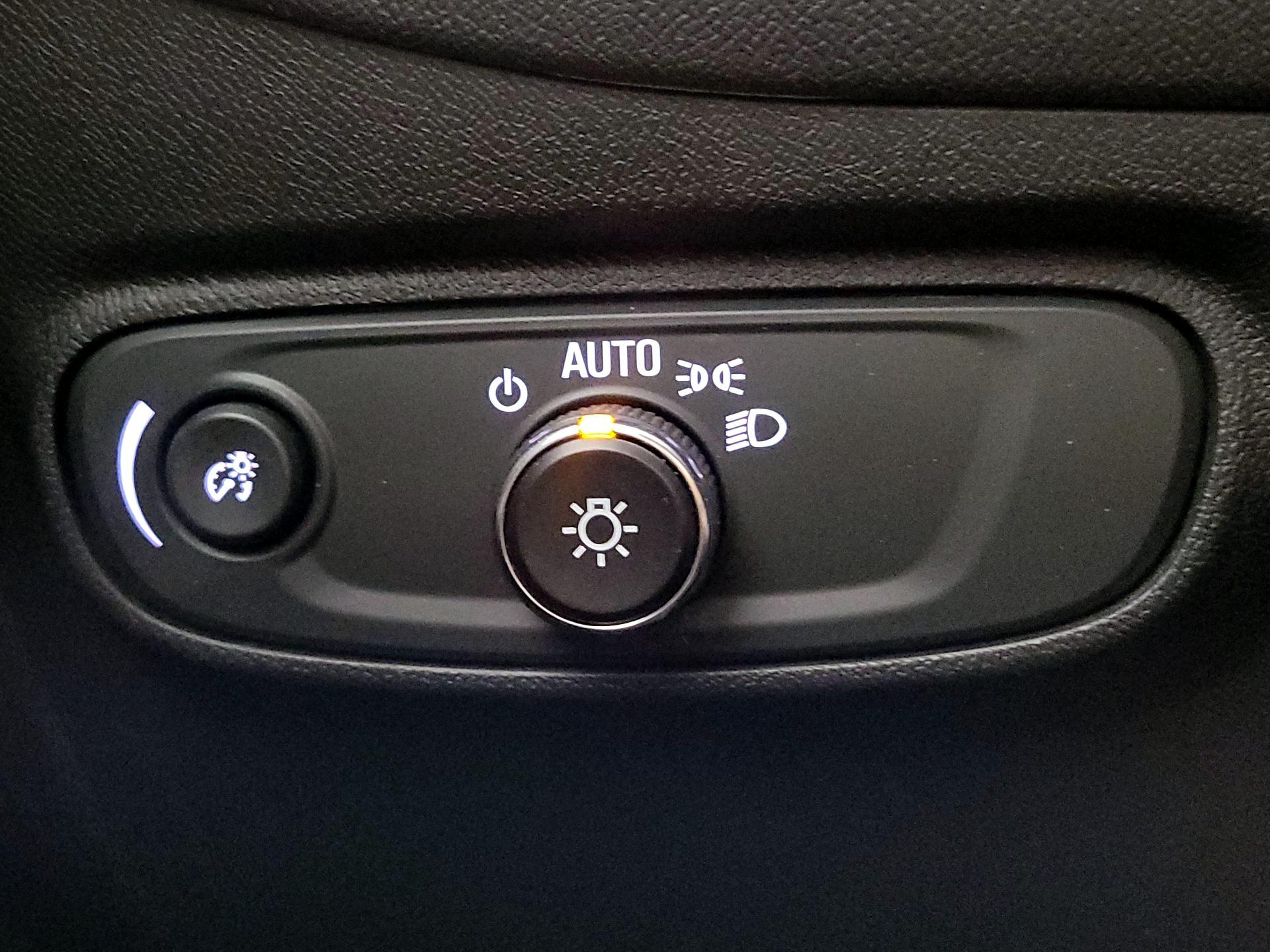 Thumbnail: 2023 Chevrolet Equinox - 13