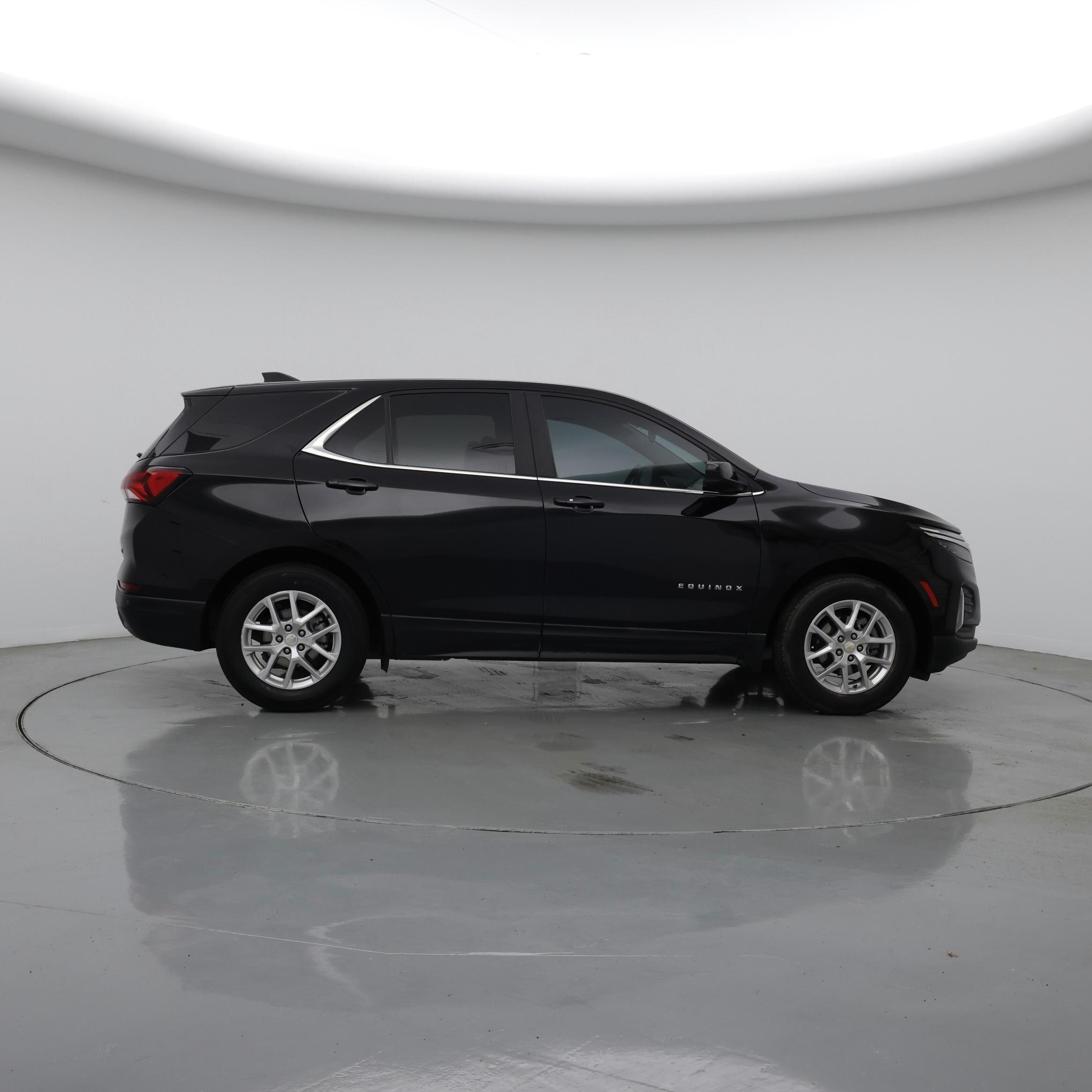 Thumbnail: 2023 Chevrolet Equinox - 7