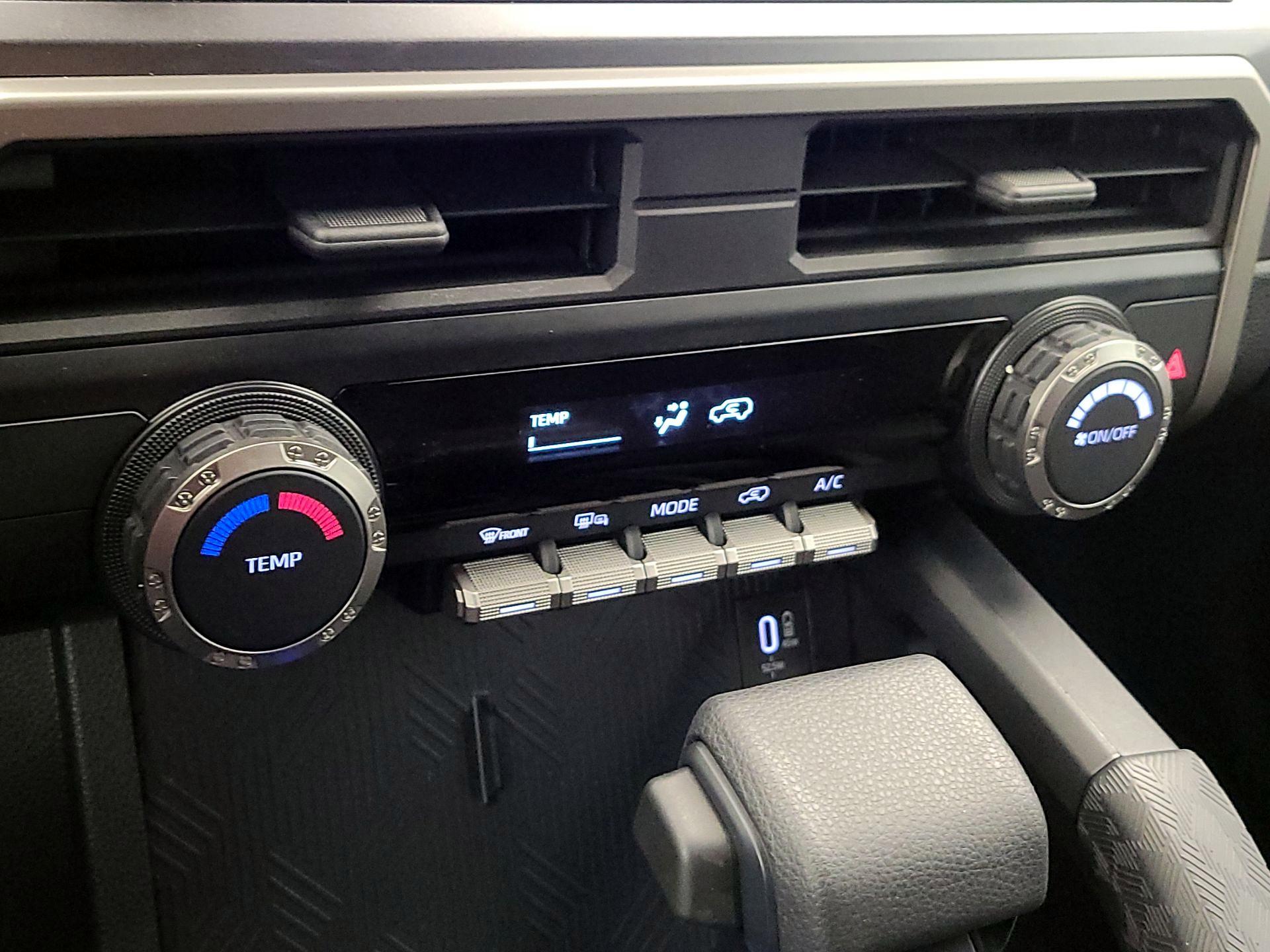 Thumbnail: 2025 Toyota 4Runner - 16