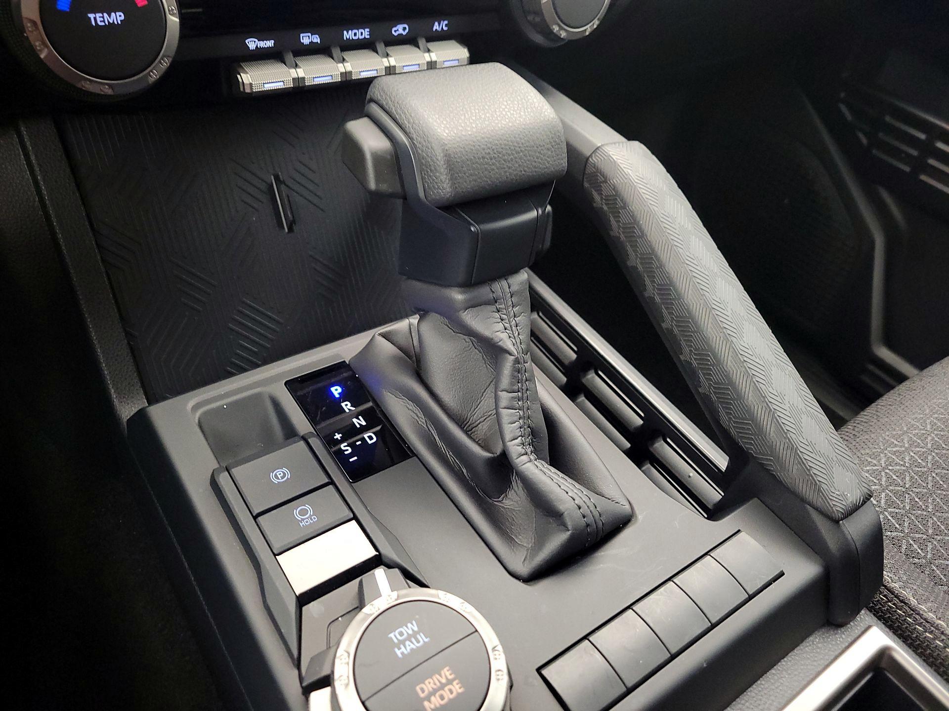 Thumbnail: 2025 Toyota 4Runner - 17