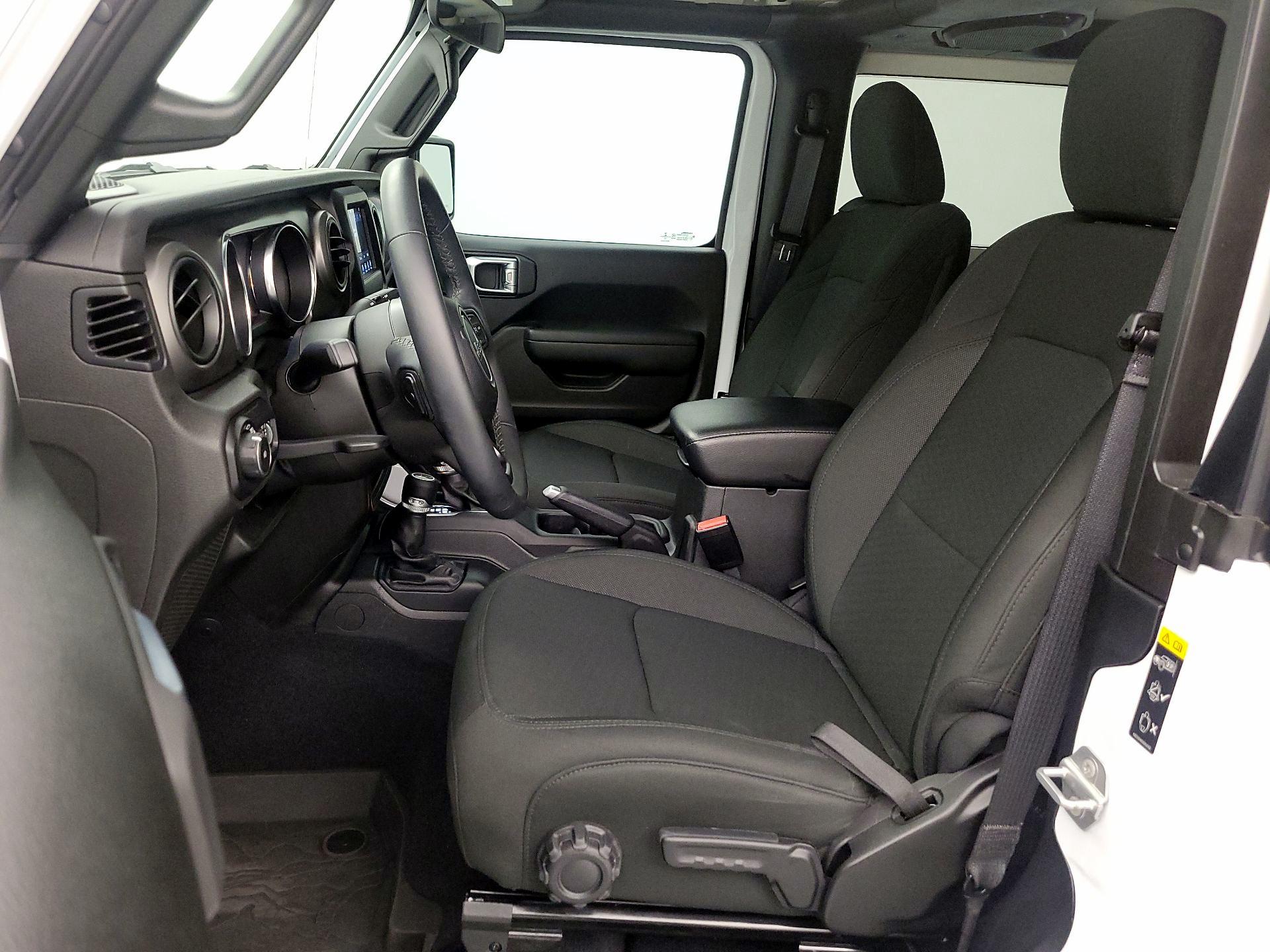 Thumbnail: 2022 Jeep Wrangler - 11