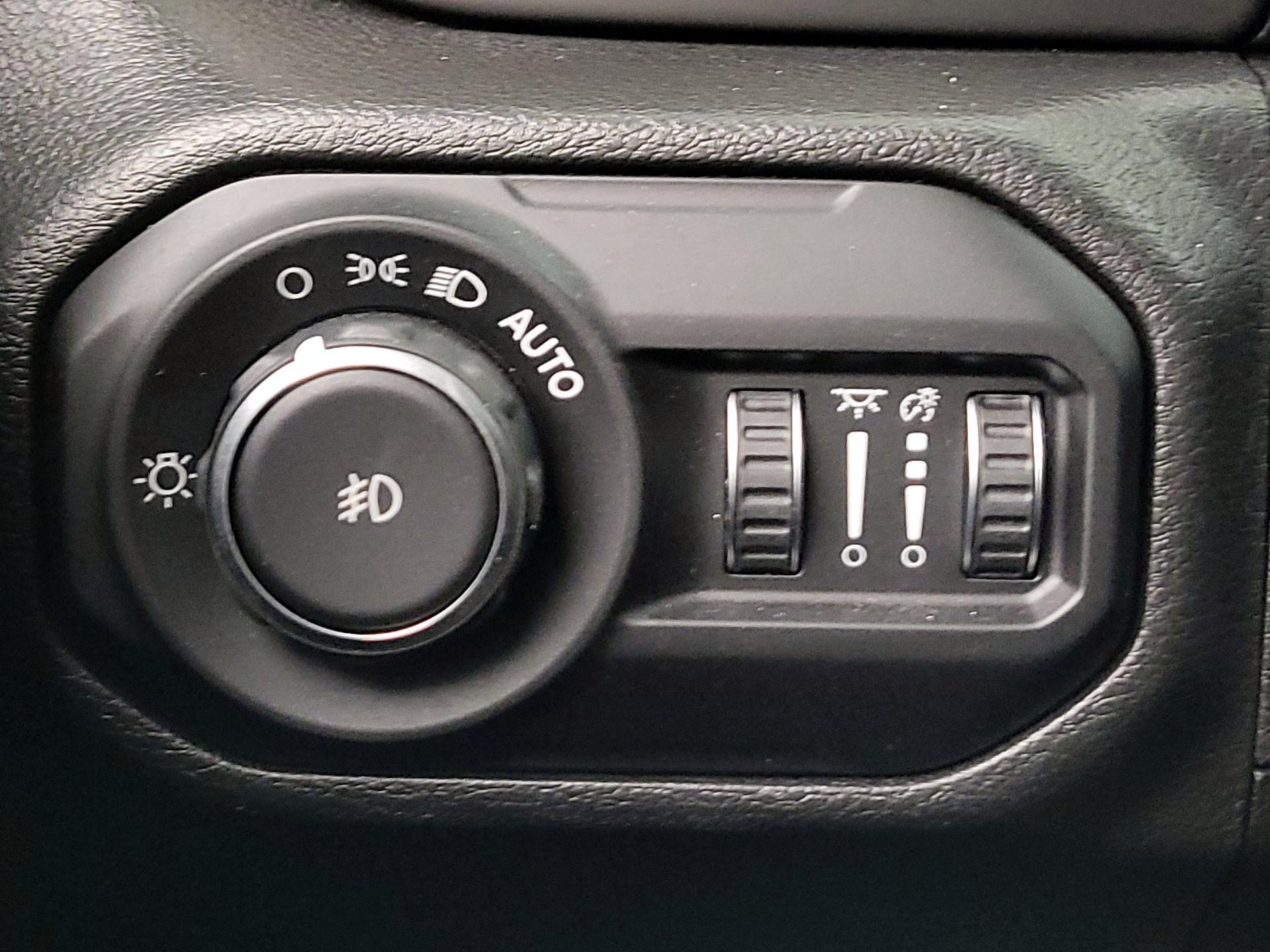 Thumbnail: 2022 Jeep Wrangler - 13