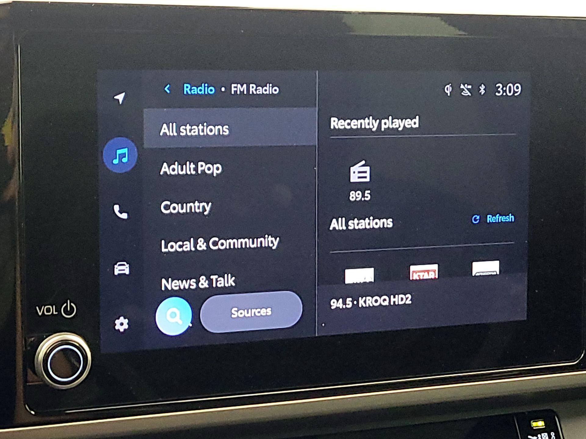 Thumbnail: 2025 Toyota Camry - 15