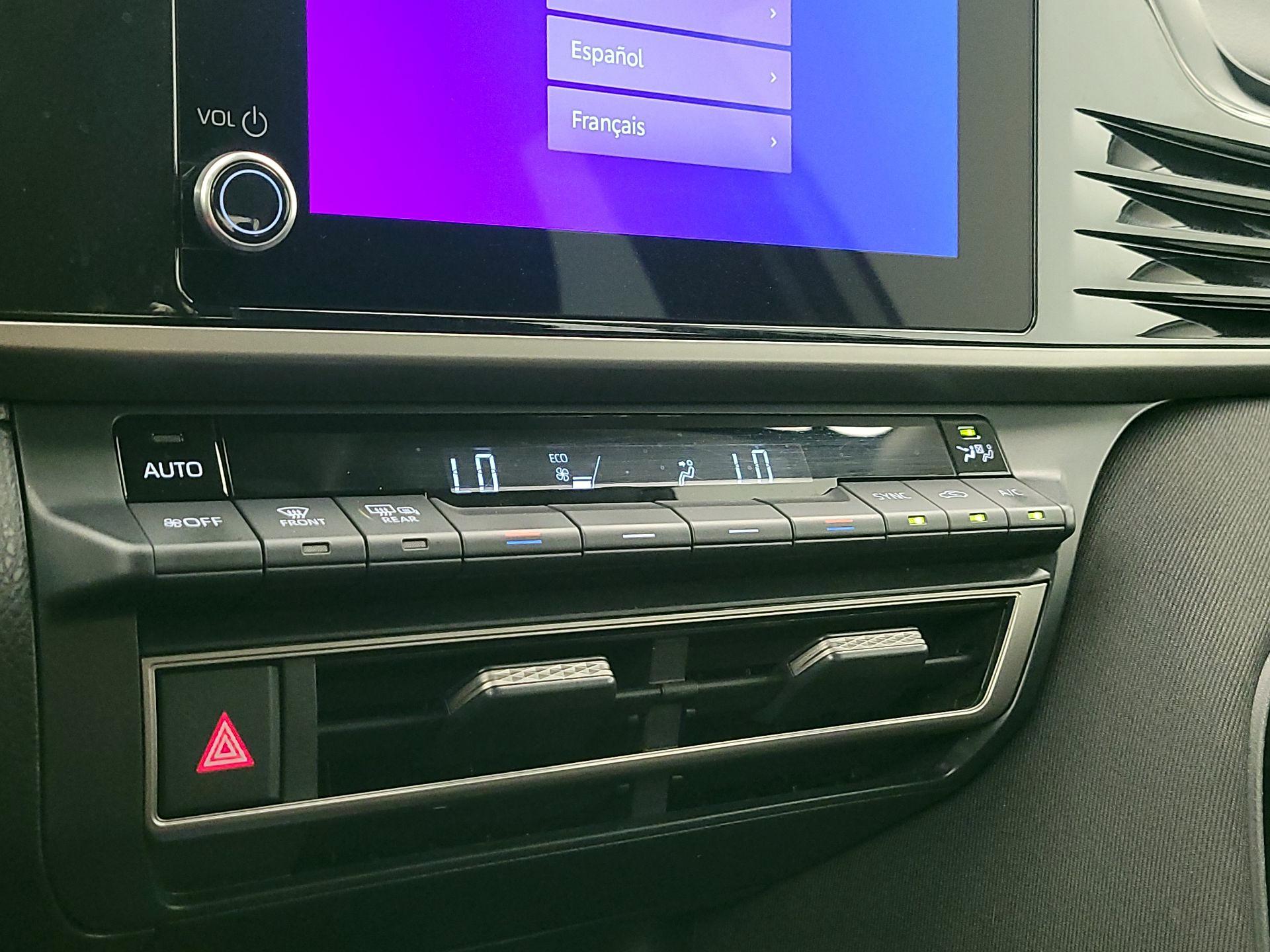 Thumbnail: 2025 Toyota Camry - 16