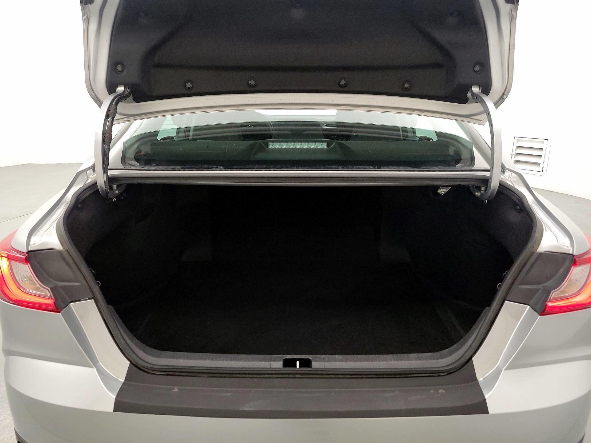 Thumbnail: 2025 Toyota Camry - 20