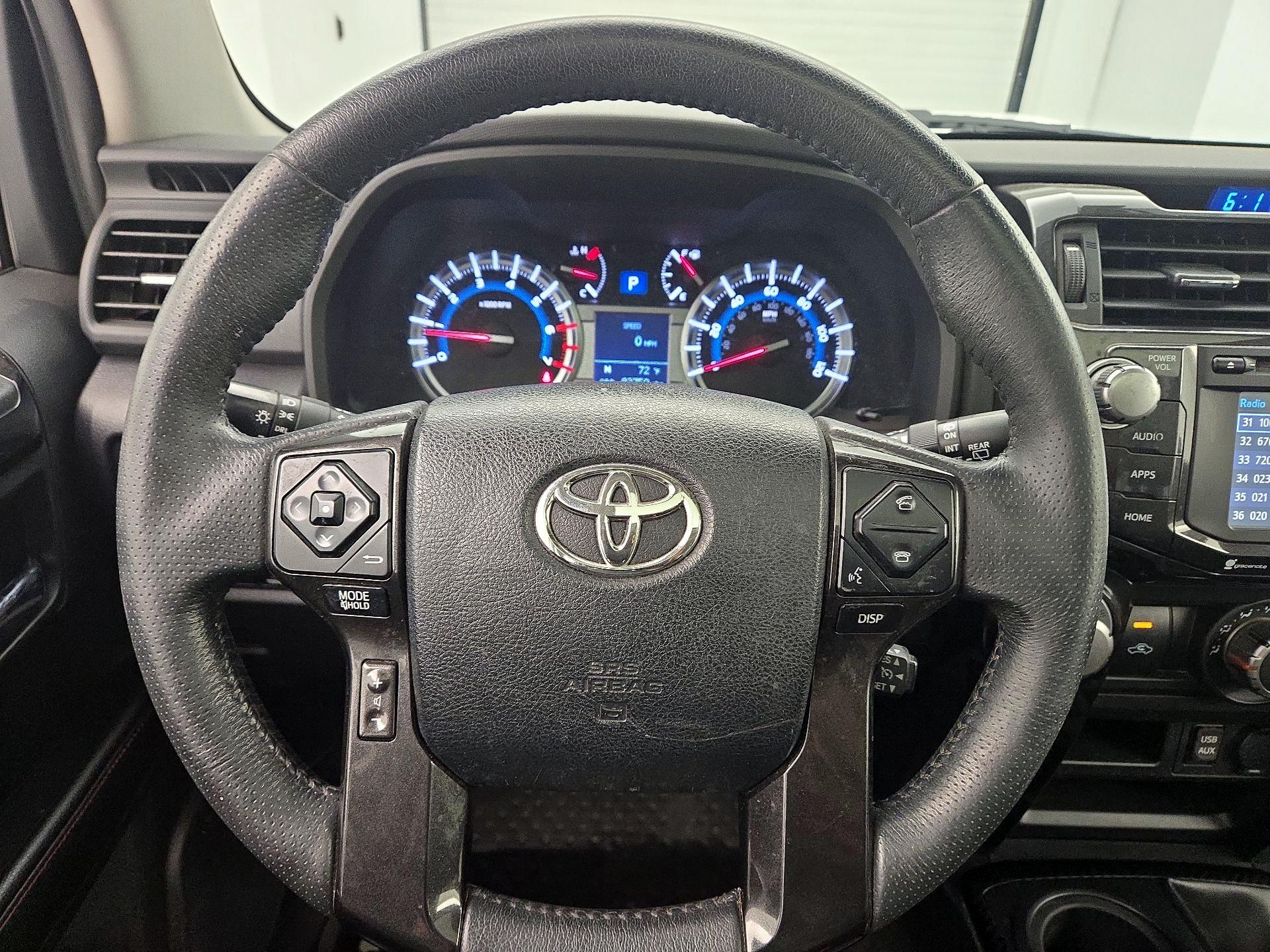 Thumbnail: 2019 Toyota 4Runner - 10