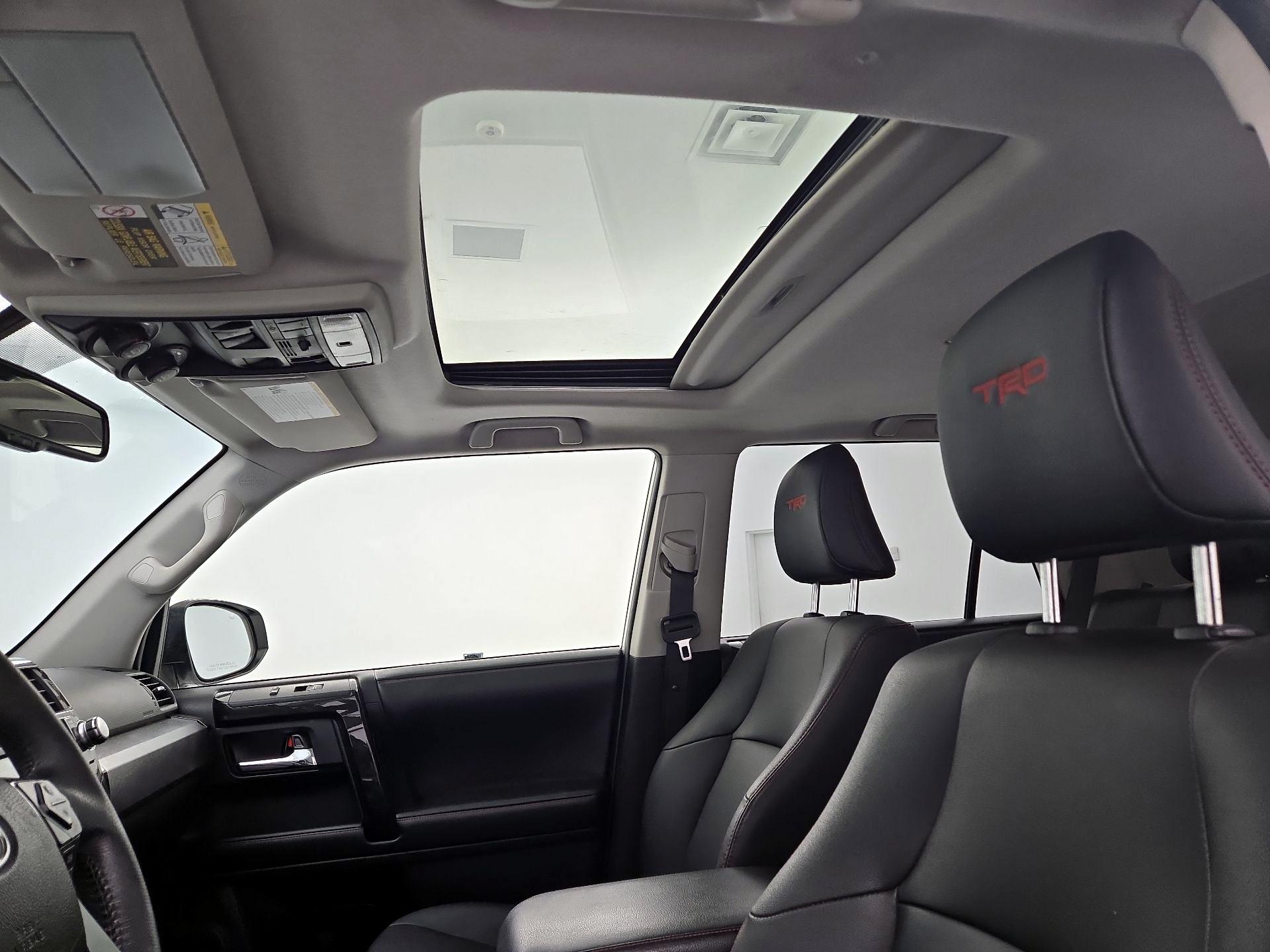 Thumbnail: 2019 Toyota 4Runner - 19