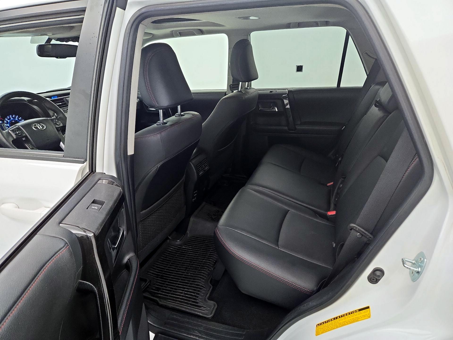 Thumbnail: 2019 Toyota 4Runner - 20