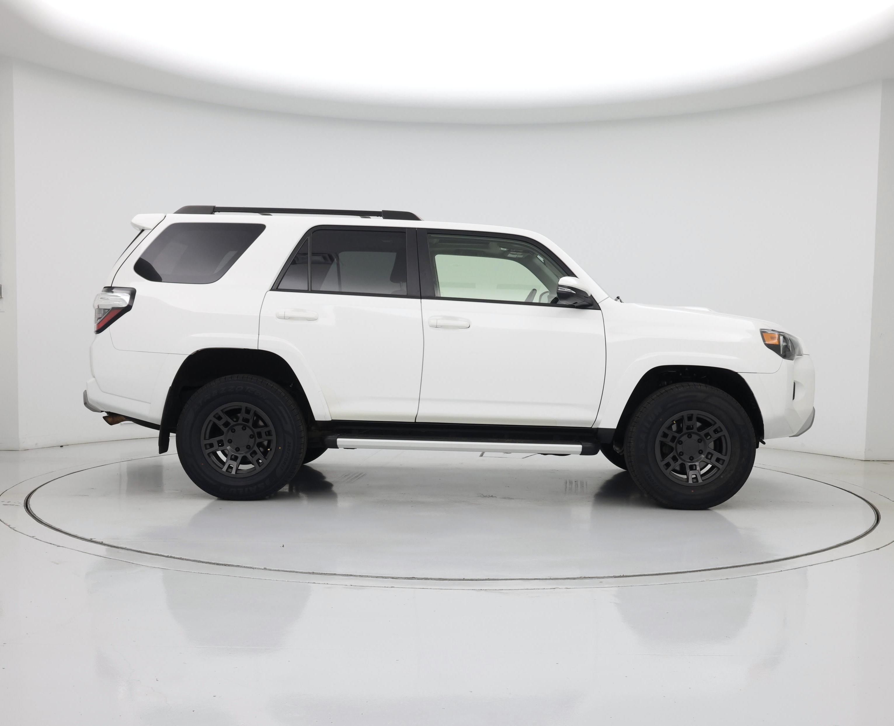 Thumbnail: 2019 Toyota 4Runner - 7