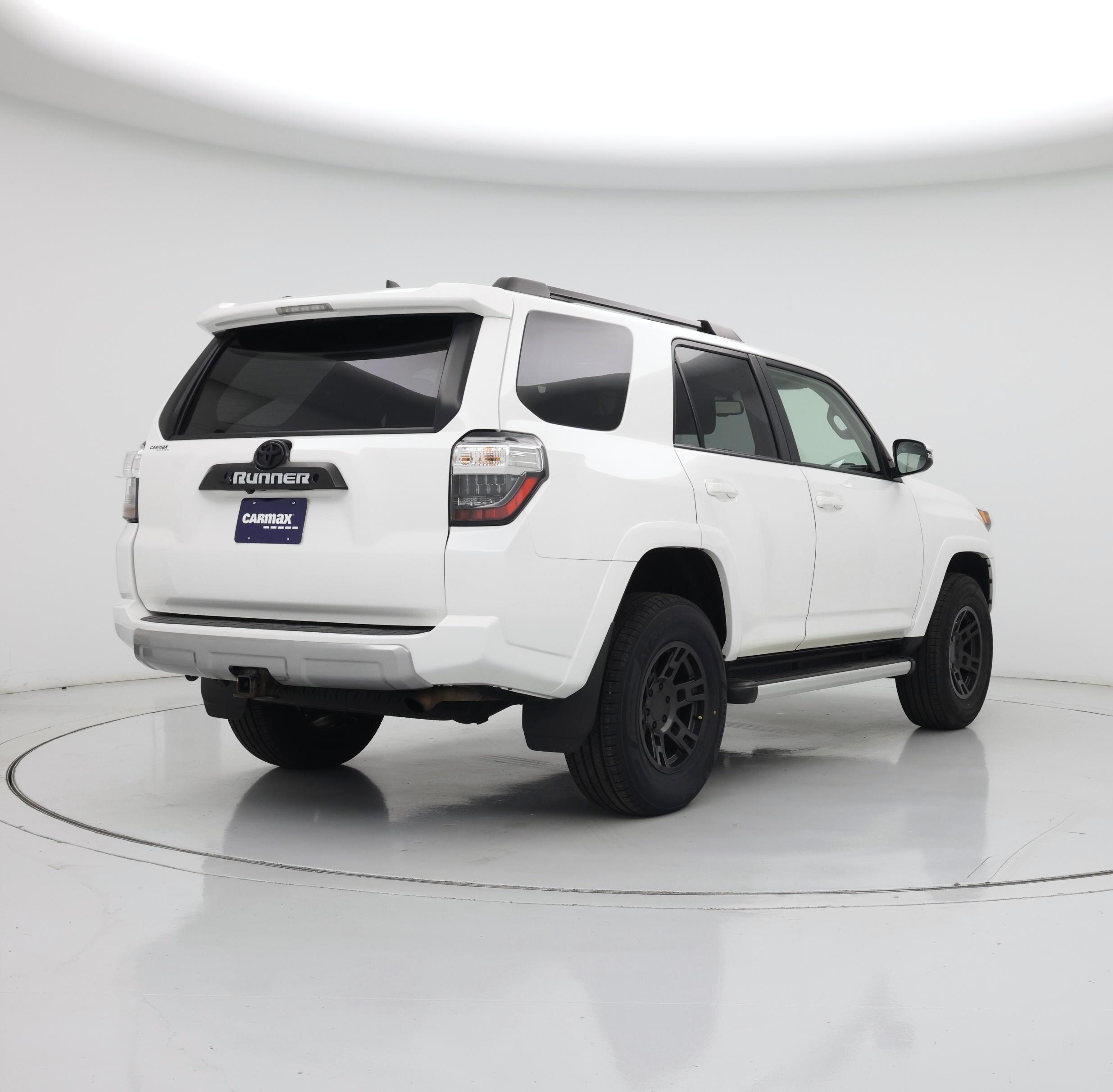 Thumbnail: 2019 Toyota 4Runner - 8