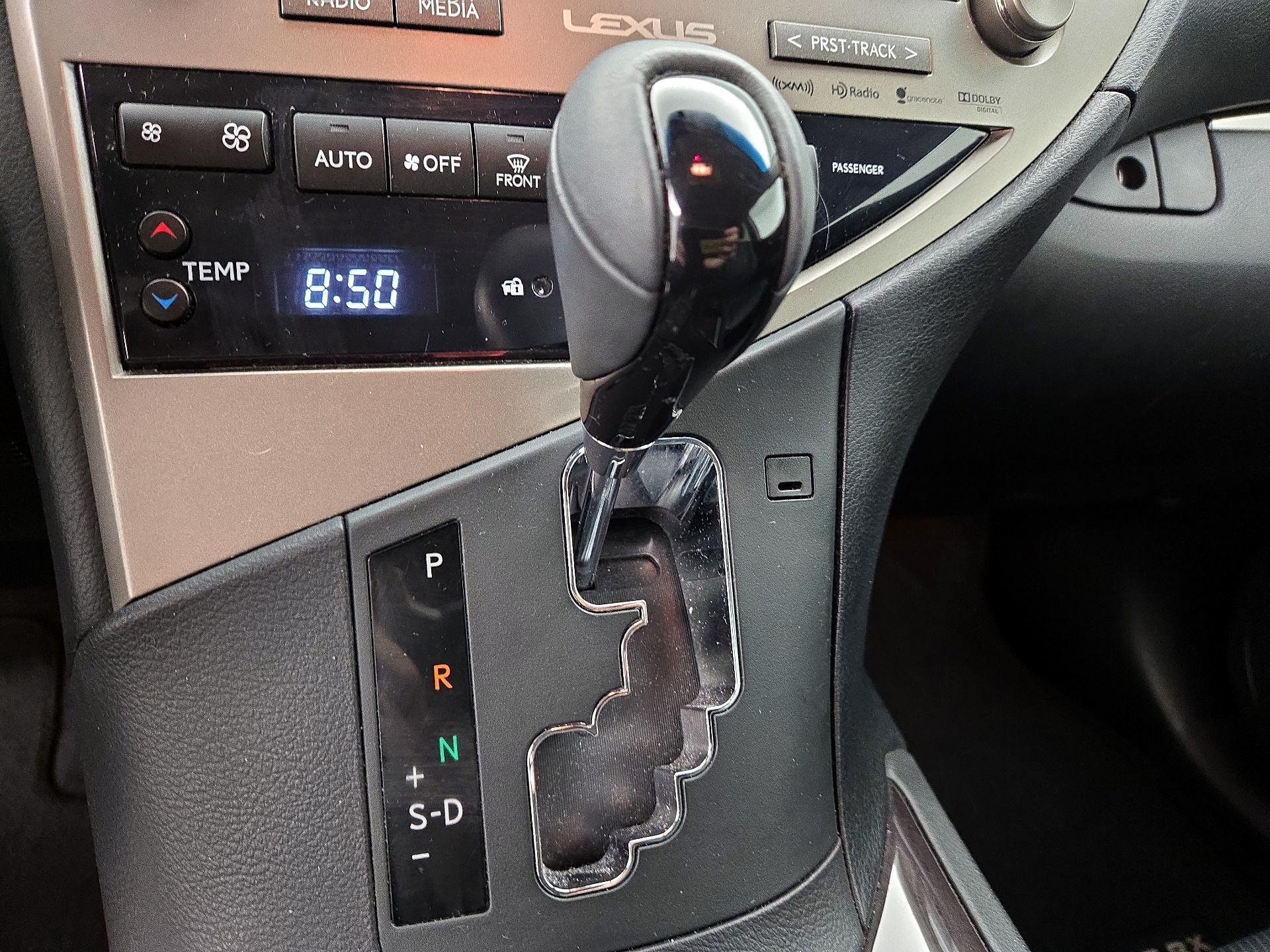 Thumbnail: 2015 Lexus RX - 18