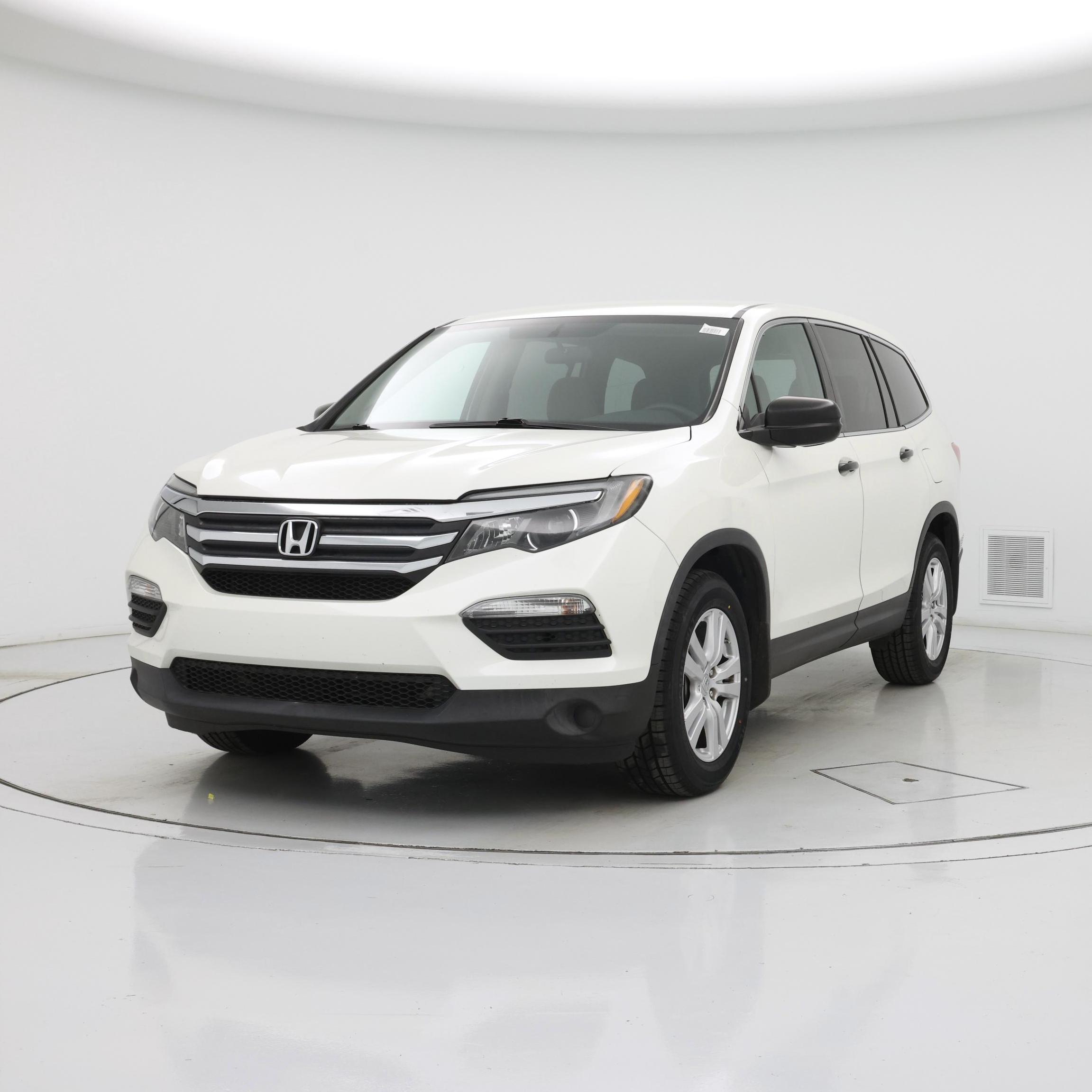 Thumbnail: 2018 Honda Pilot - 4