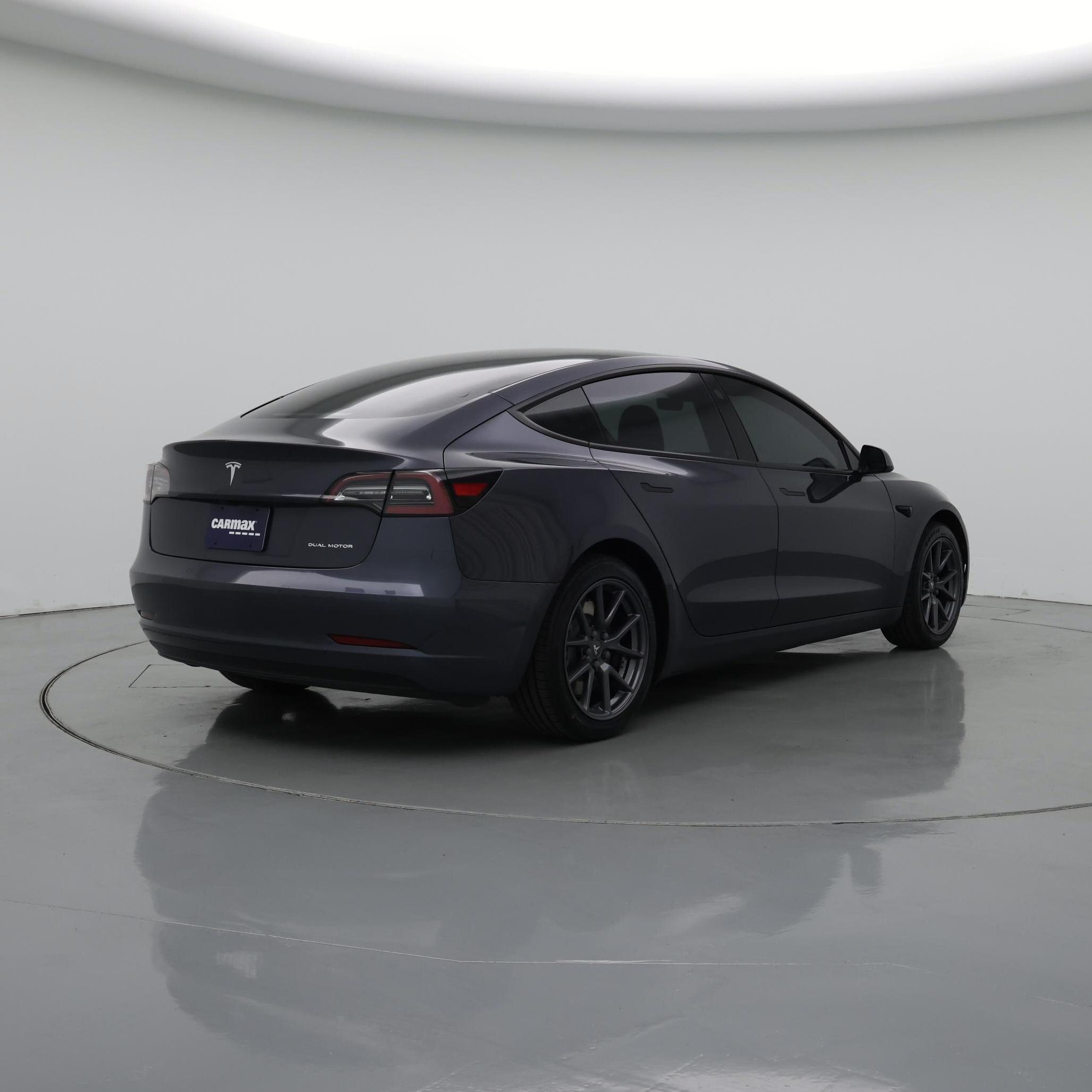 Thumbnail: 2022 Tesla Model 3 - 8