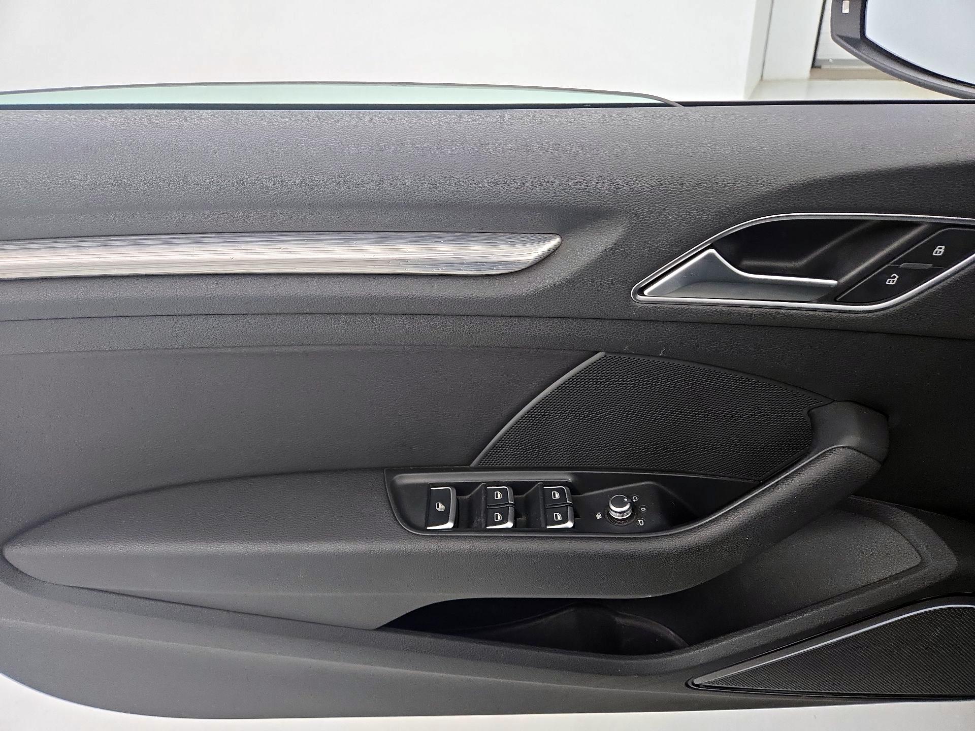 Thumbnail: 2015 Audi A3 - 12