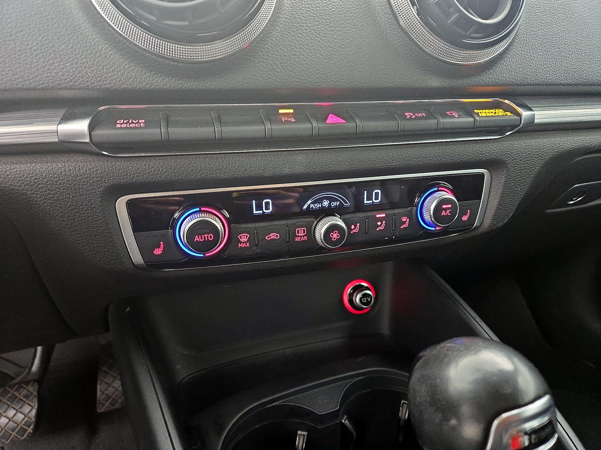 Thumbnail: 2015 Audi A3 - 17