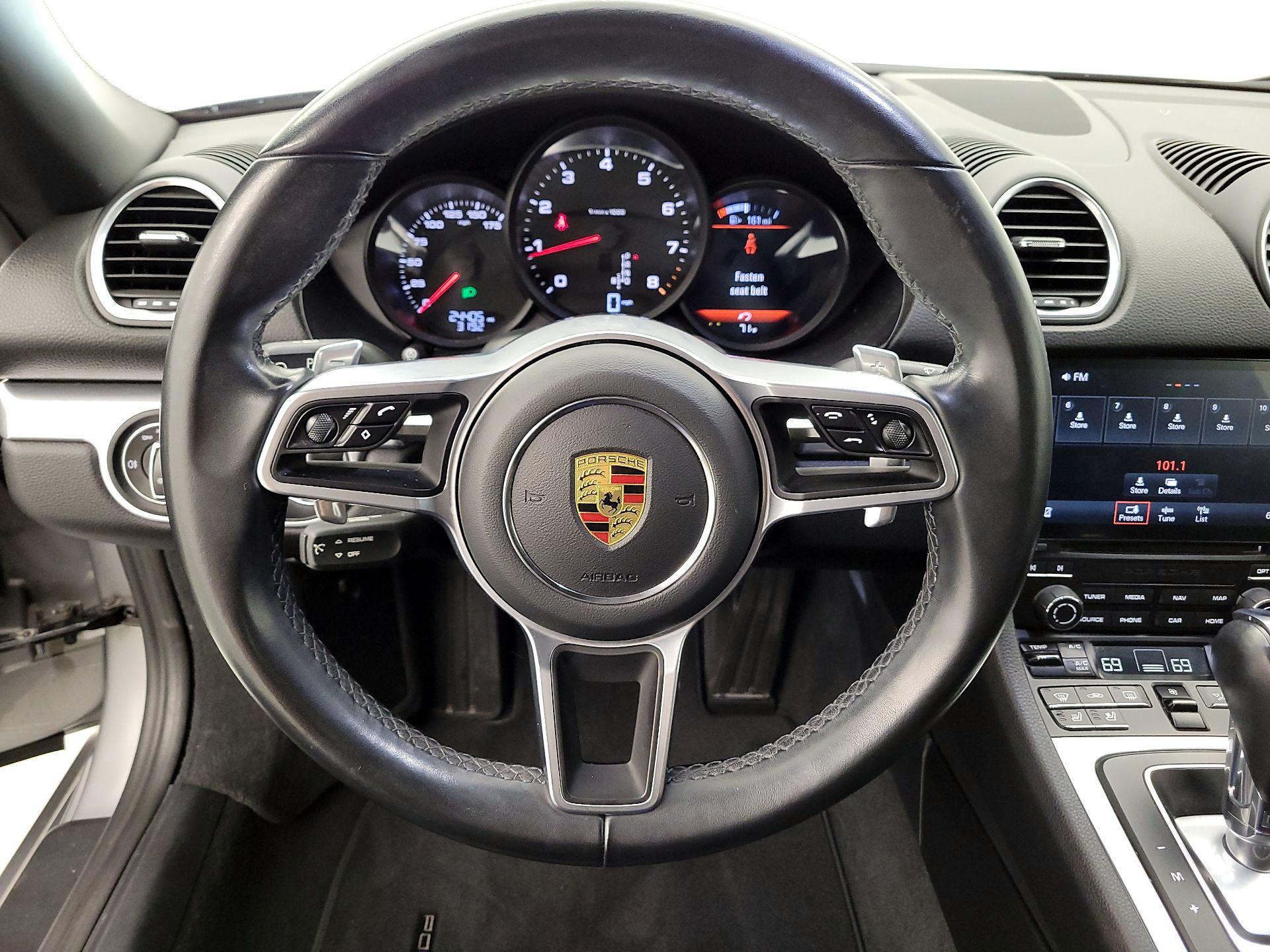 Thumbnail: 2022 Porsche 718 Boxster - 10