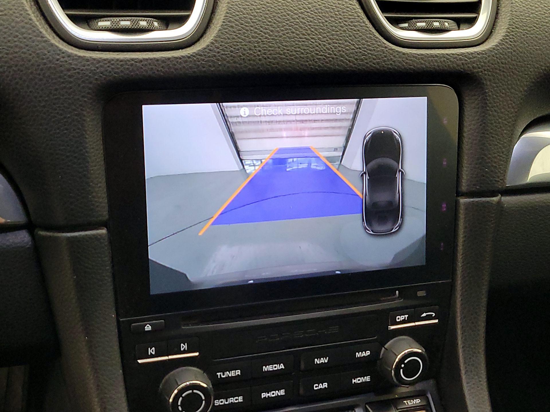 Thumbnail: 2022 Porsche 718 Boxster - 14