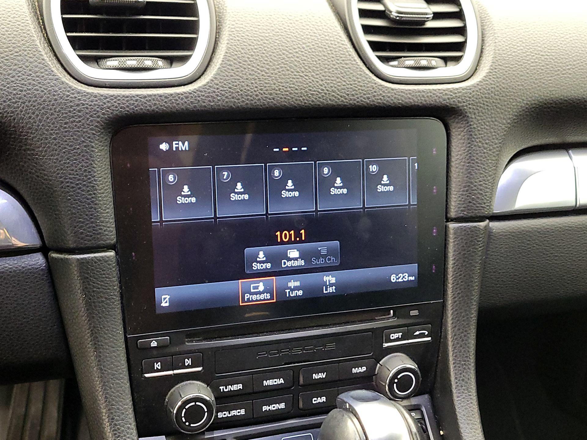 Thumbnail: 2022 Porsche 718 Boxster - 15