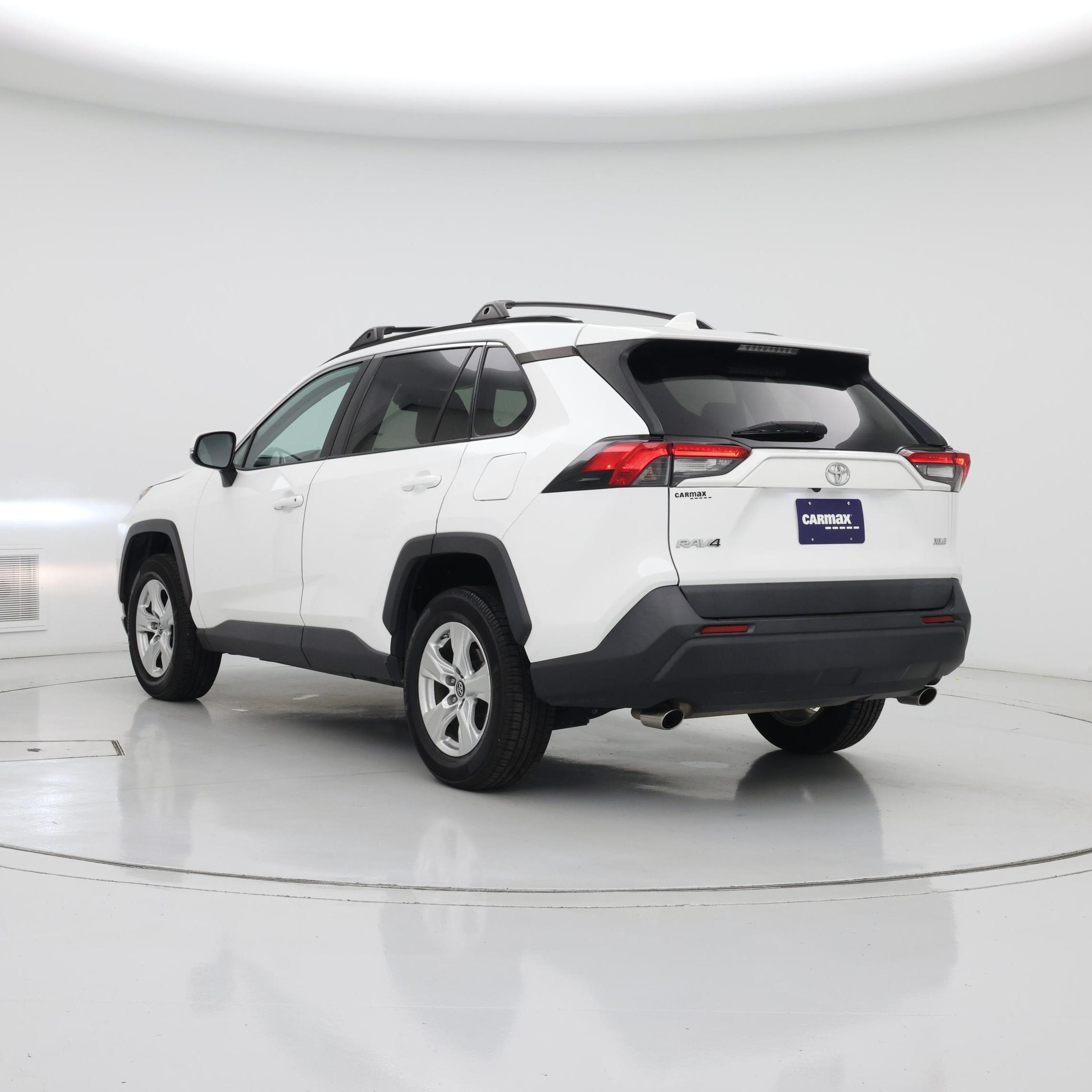 Thumbnail: 2019 Toyota RAV4 - 2