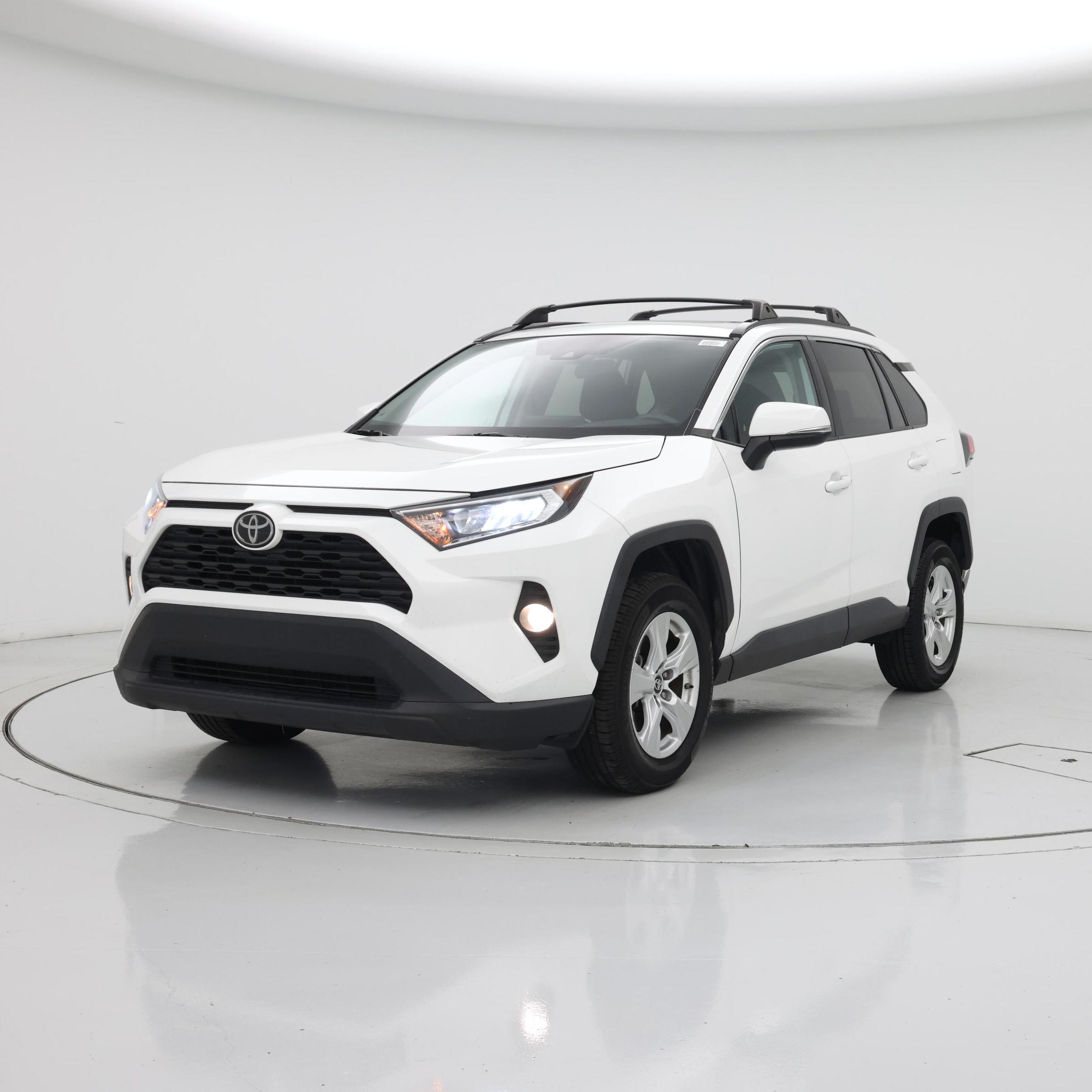 Thumbnail: 2019 Toyota RAV4 - 4