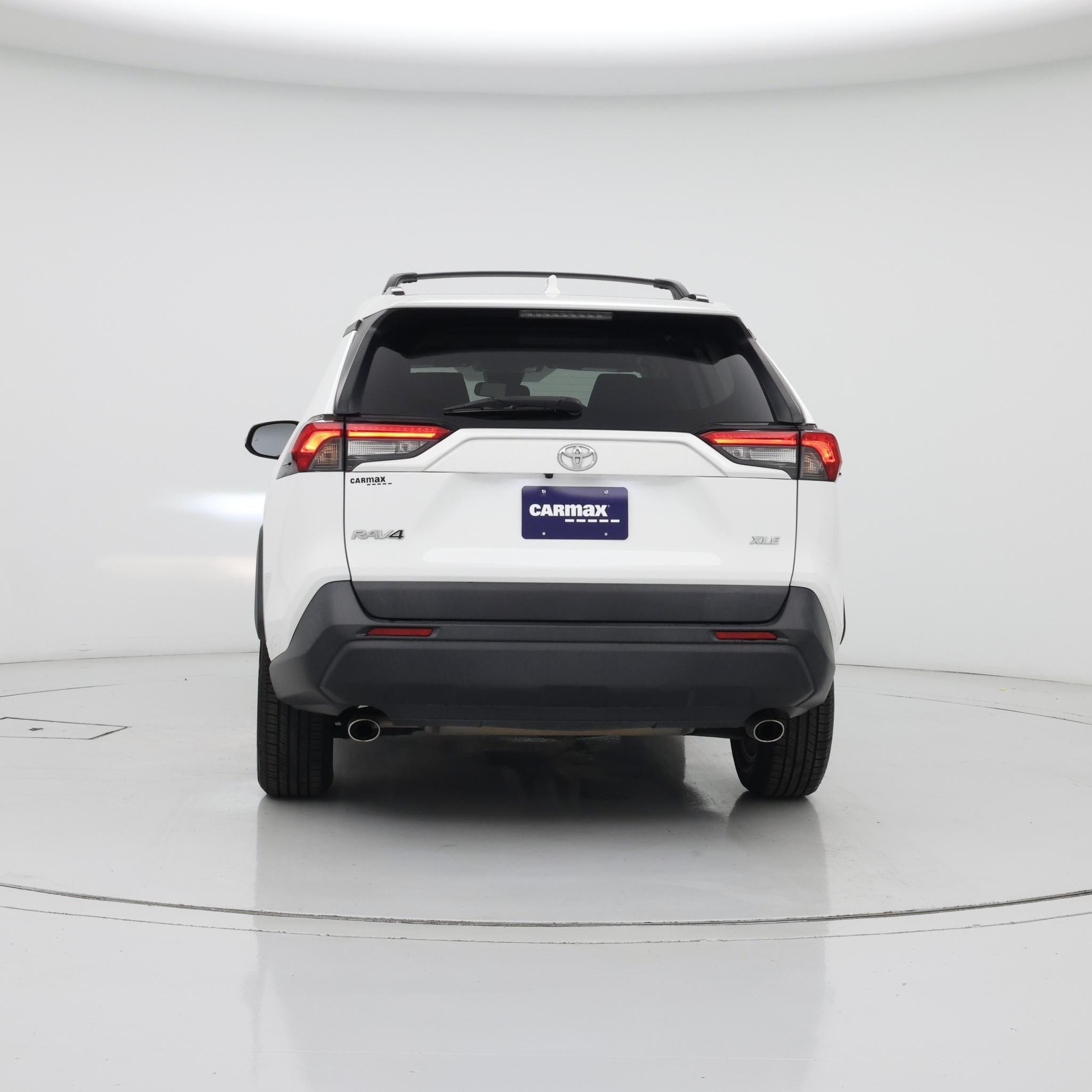 Thumbnail: 2019 Toyota RAV4 - 6