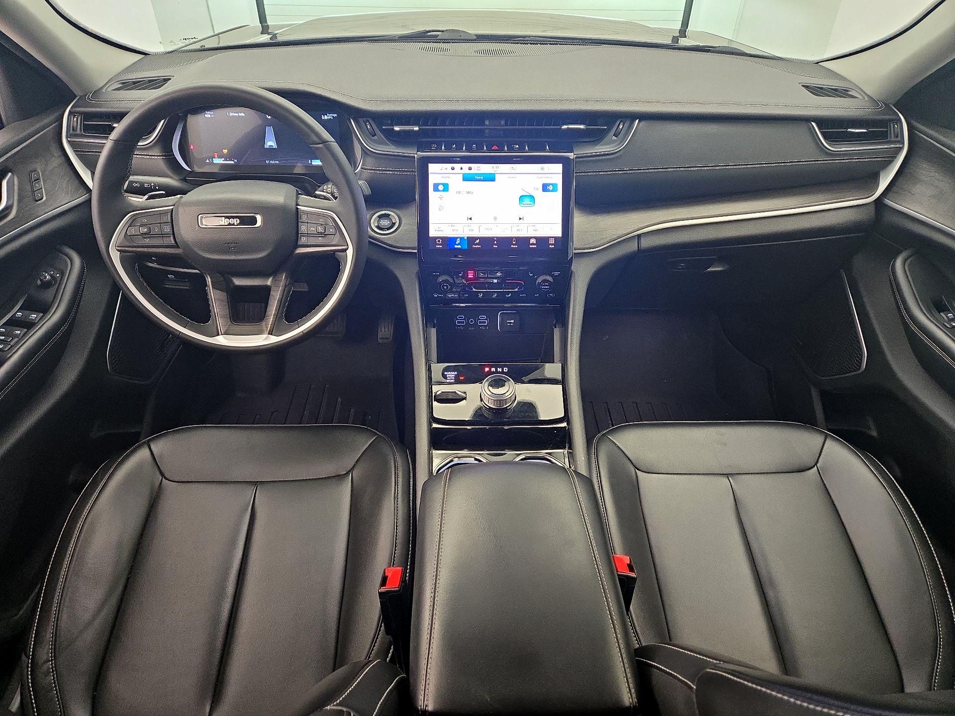 Thumbnail: 2023 Jeep Grand Cherokee - 9