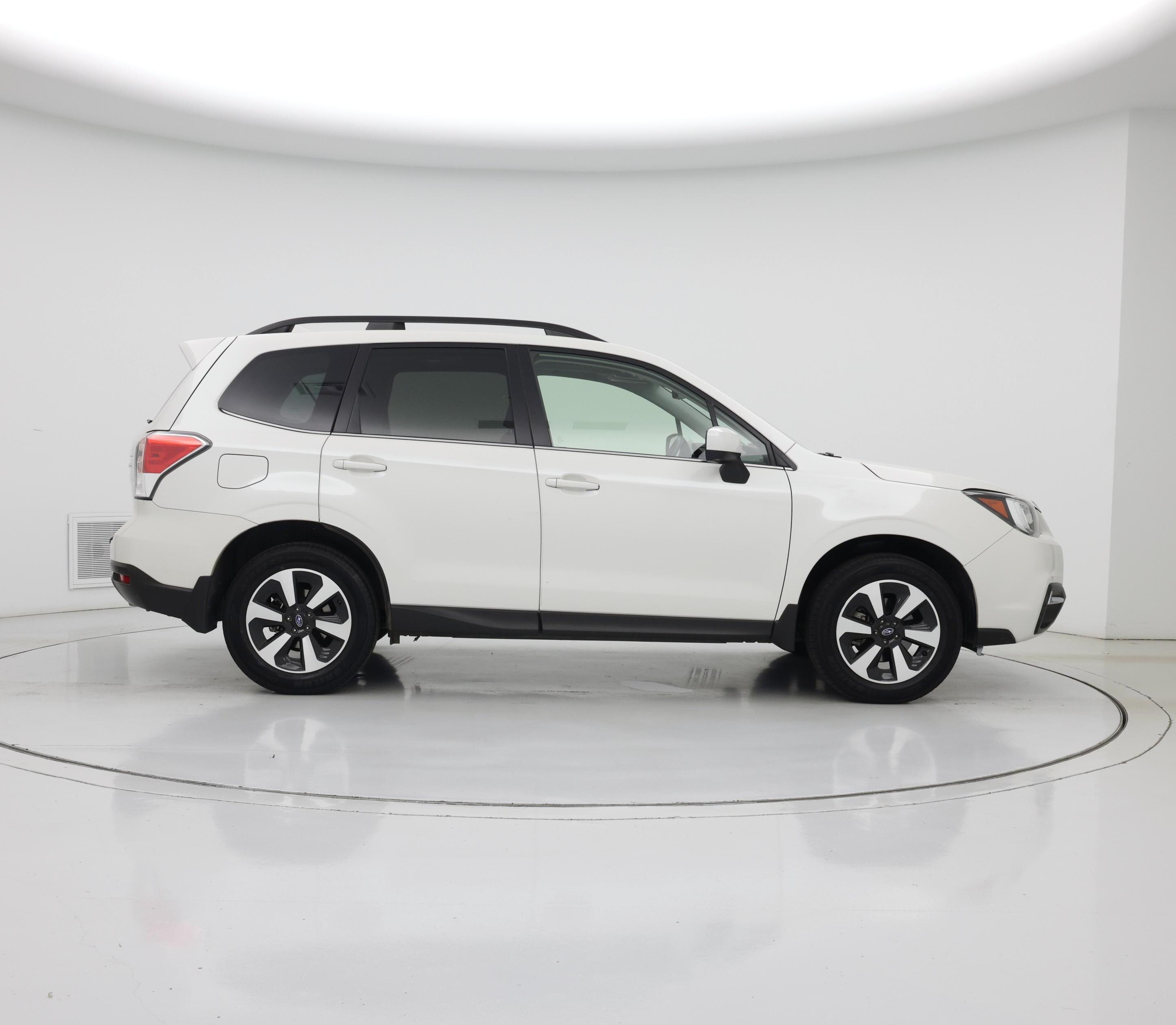 Thumbnail: 2018 Subaru Forester - 7