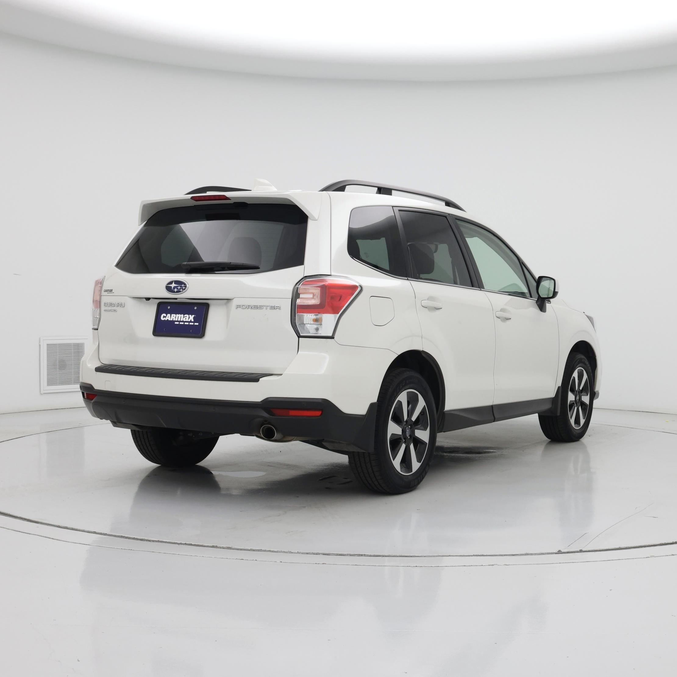 Thumbnail: 2018 Subaru Forester - 8