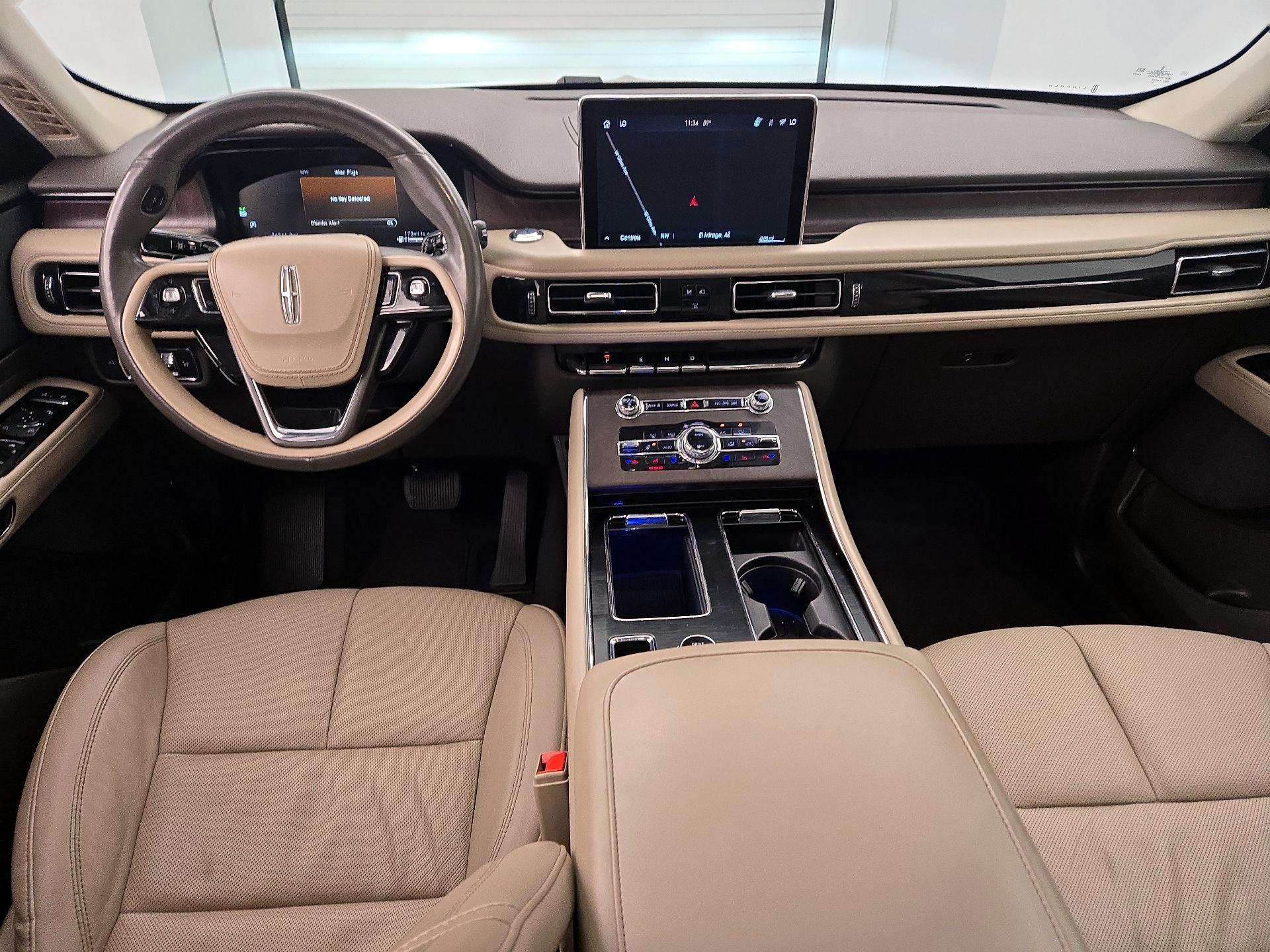 Thumbnail: 2022 Lincoln Aviator - 9