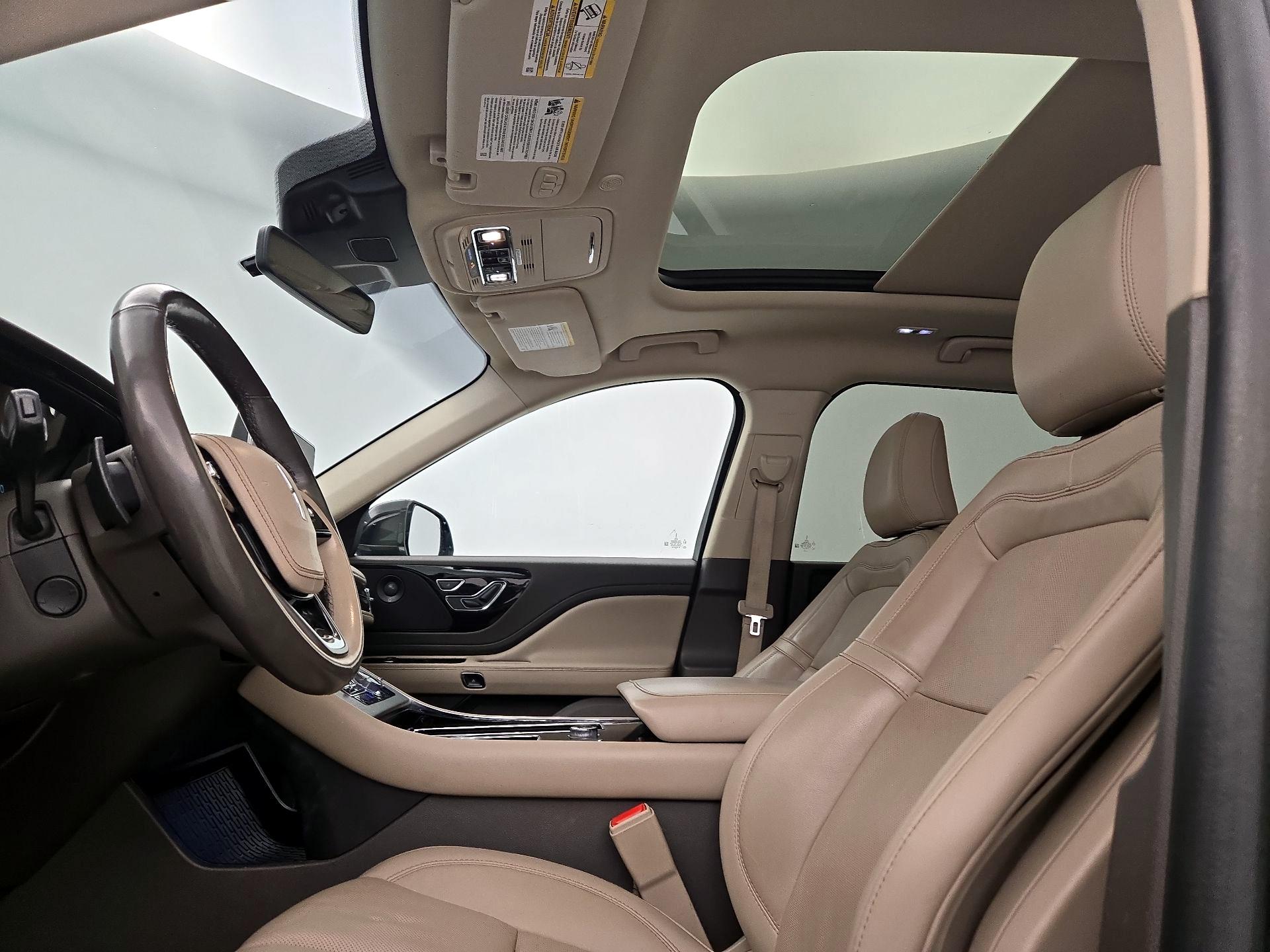 Thumbnail: 2022 Lincoln Aviator - 20