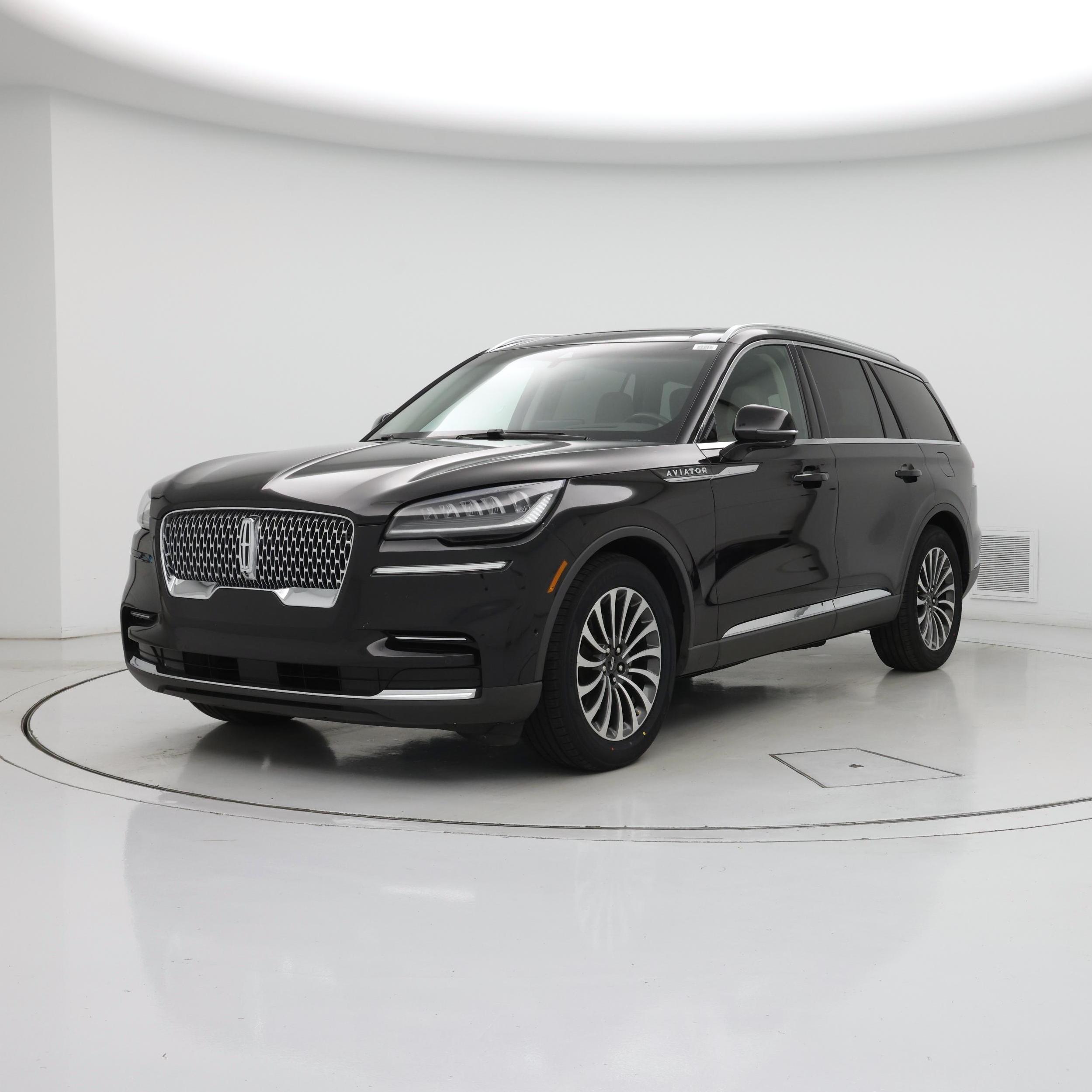 Thumbnail: 2022 Lincoln Aviator - 4