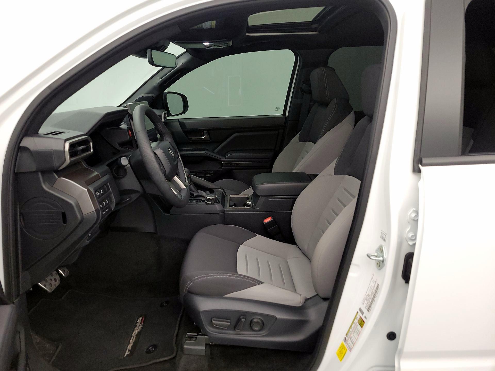 Thumbnail: 2024 Toyota Tacoma - 11