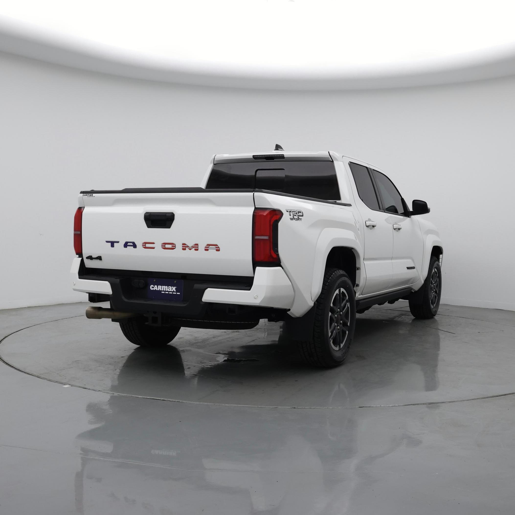 Thumbnail: 2024 Toyota Tacoma - 8