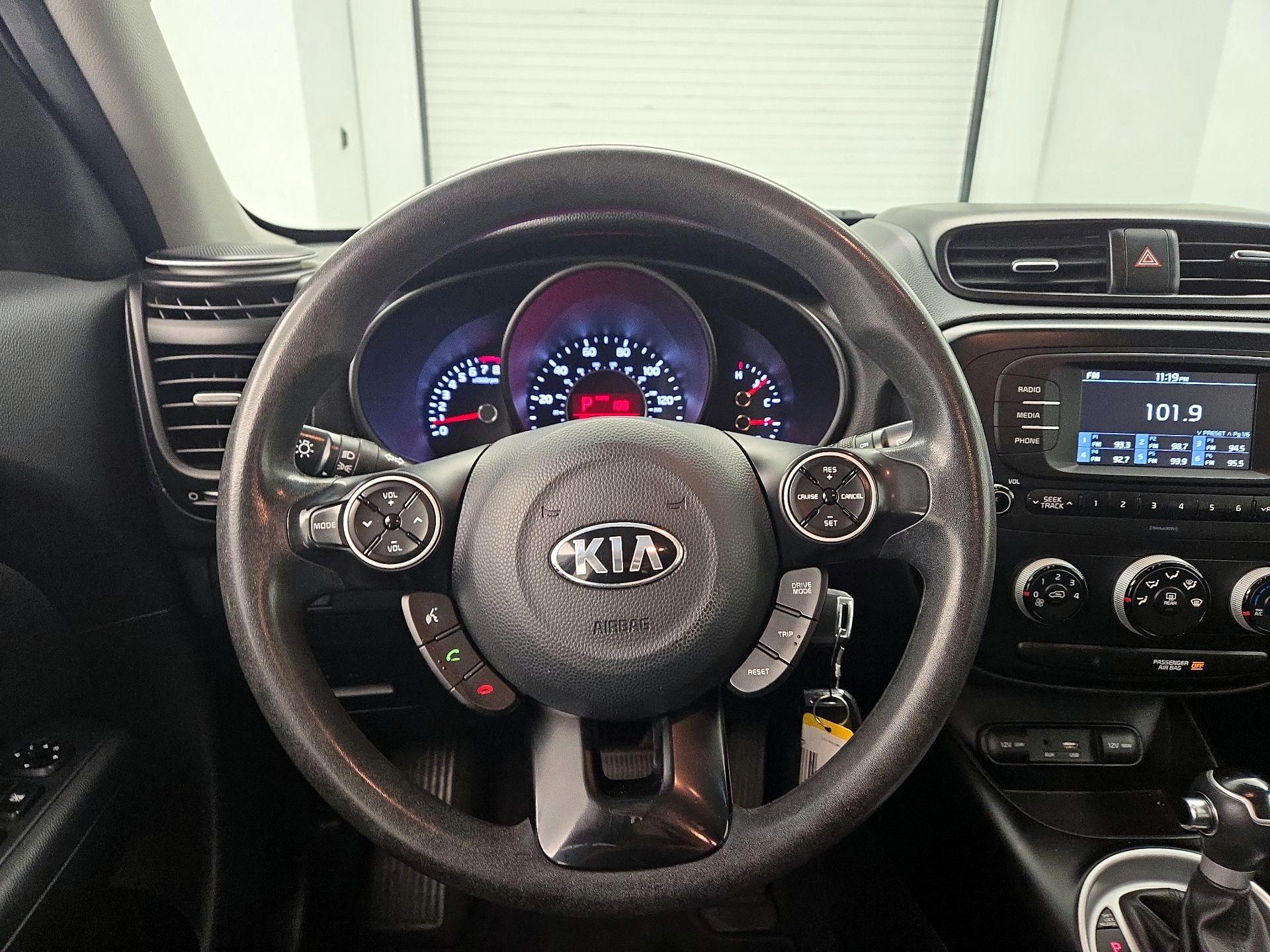 Thumbnail: 2018 Kia Soul - 10