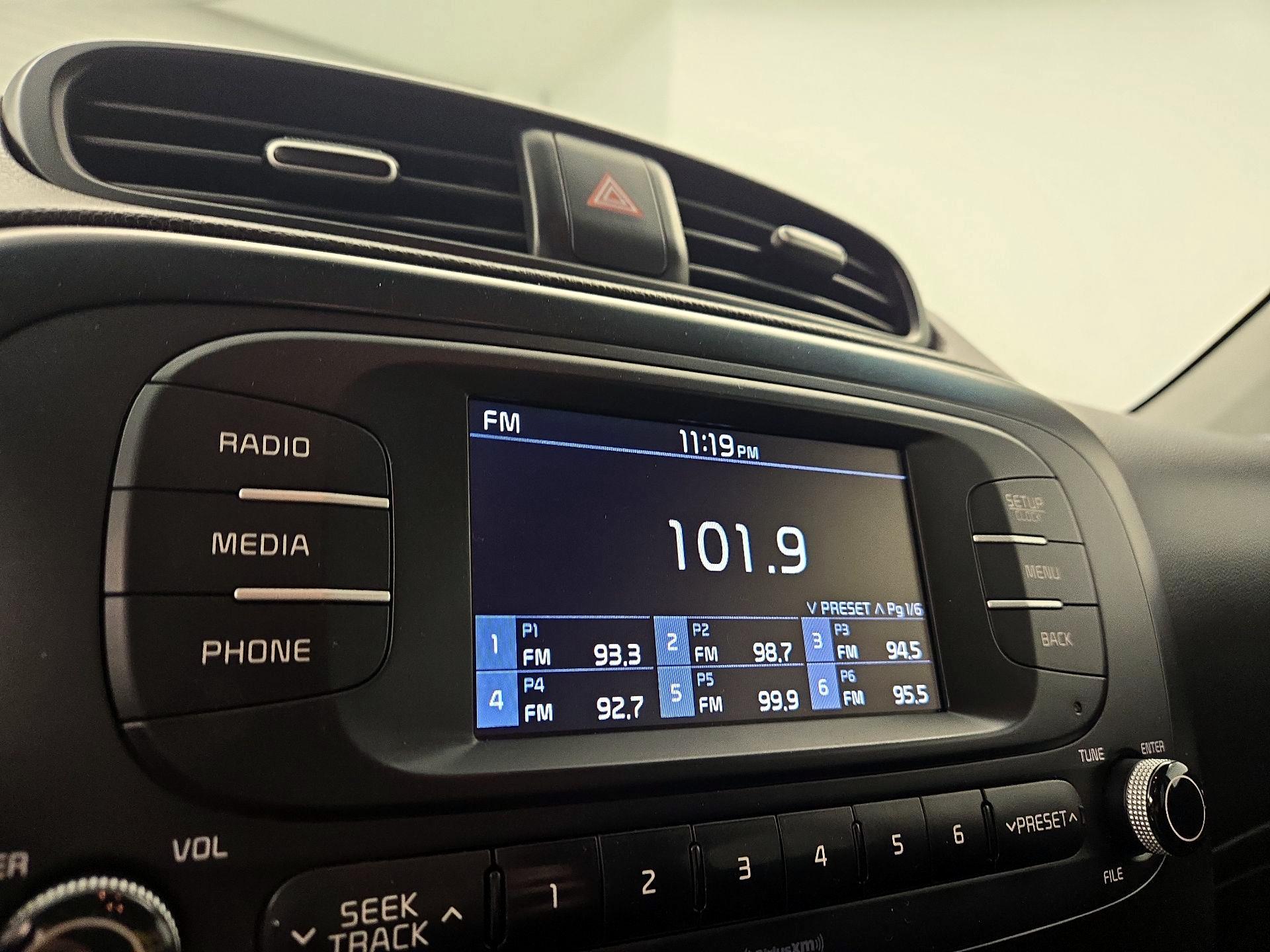 Thumbnail: 2018 Kia Soul - 14