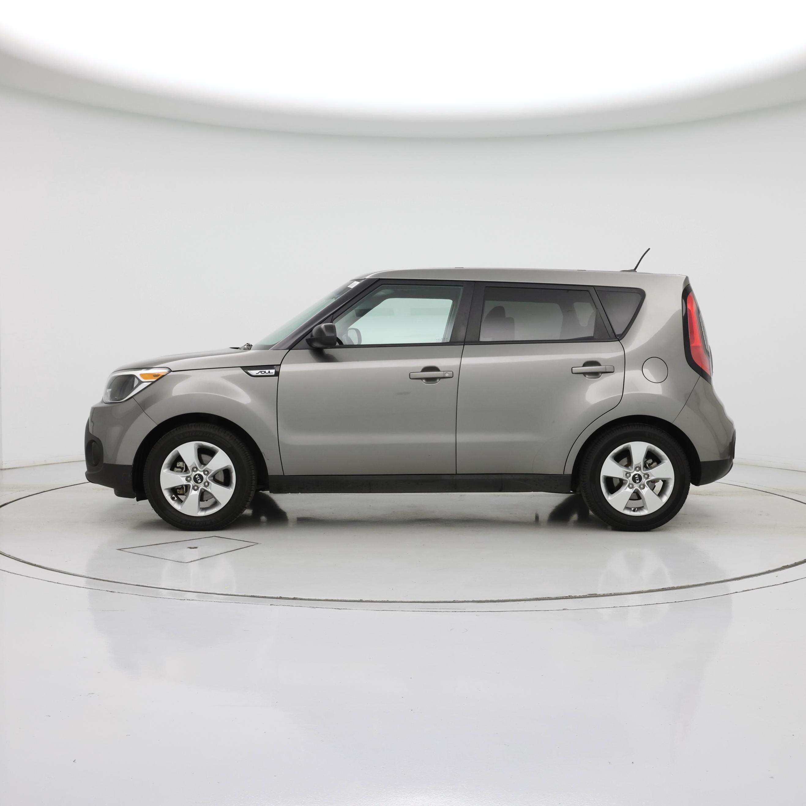 Thumbnail: 2018 Kia Soul - 3