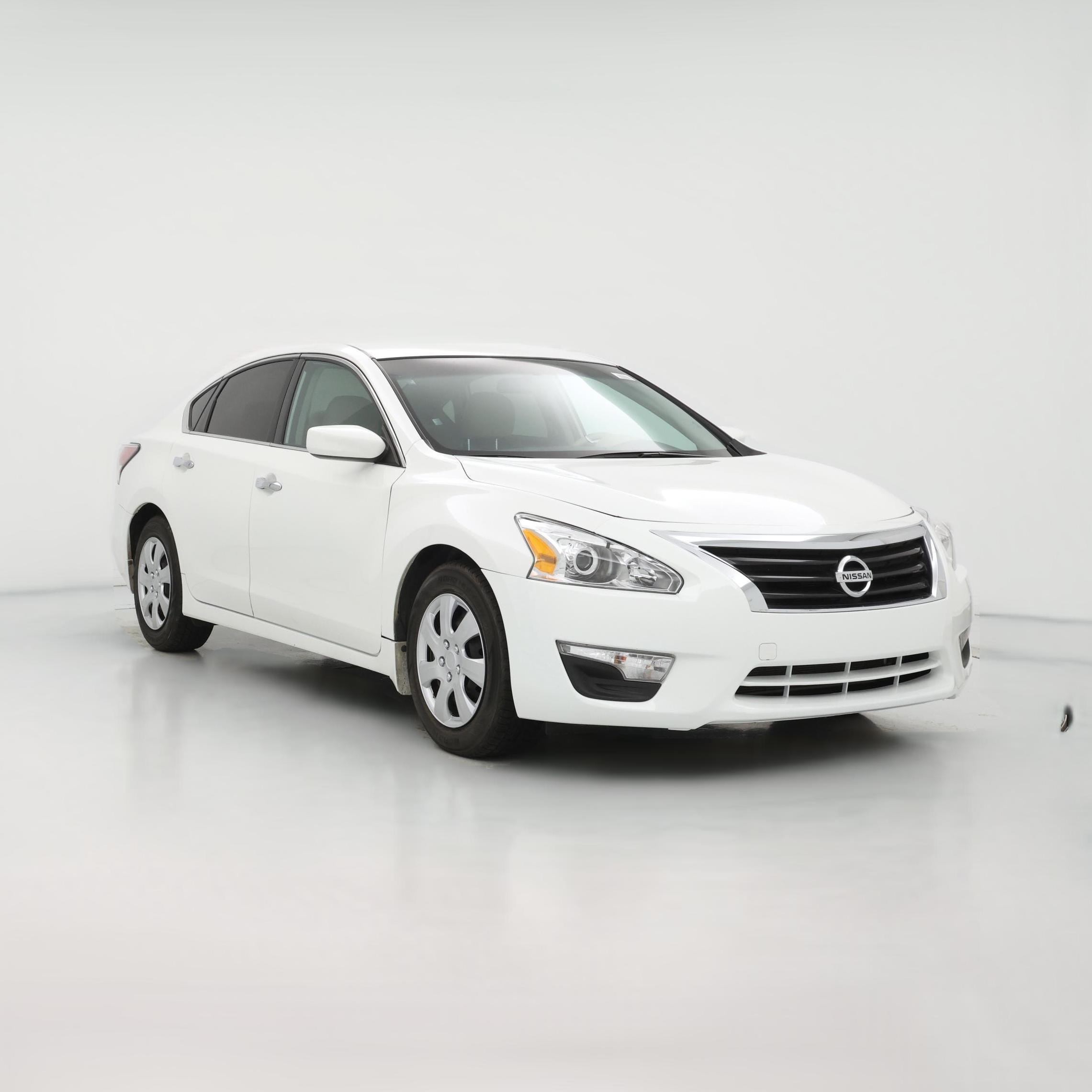 Thumbnail: 2015 Nissan Altima - 1