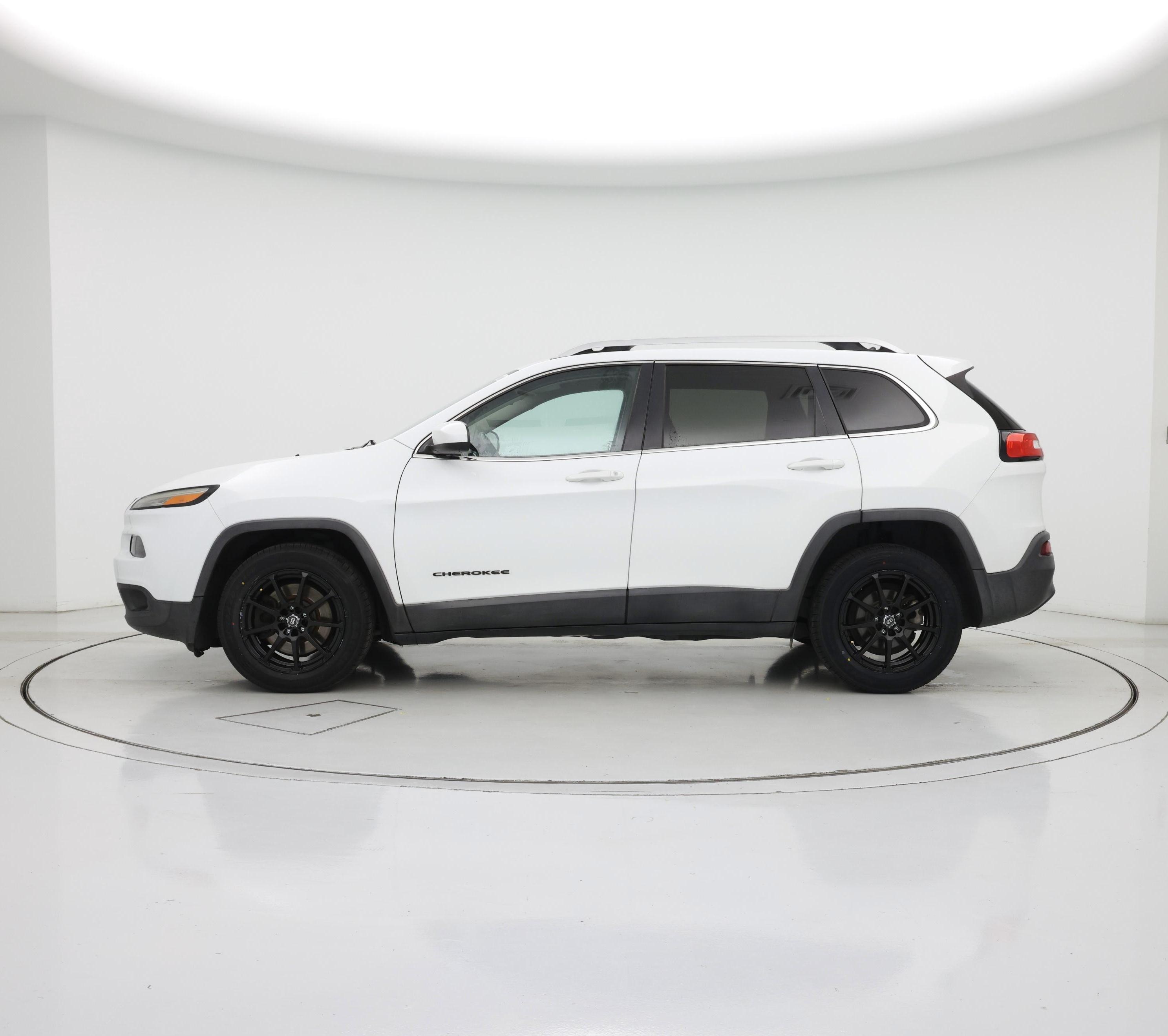 Thumbnail: 2015 Jeep Cherokee - 3