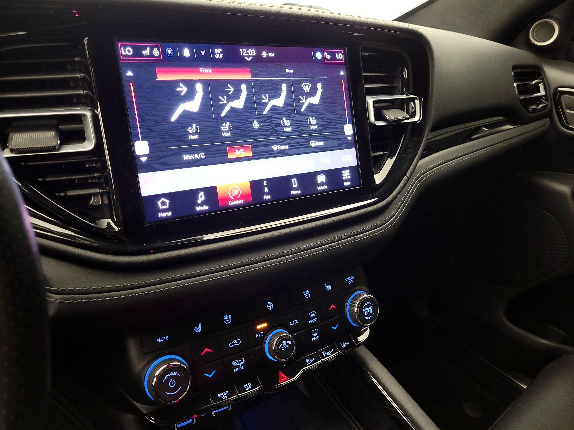 Thumbnail: 2021 Dodge Durango - 17