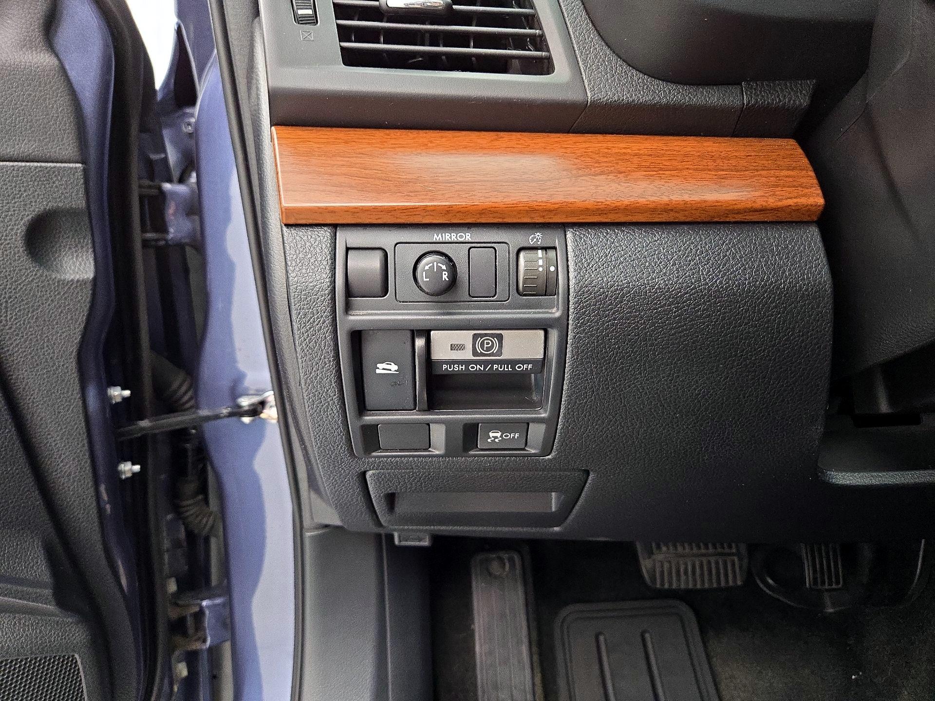 Thumbnail: 2014 Subaru Outback - 13