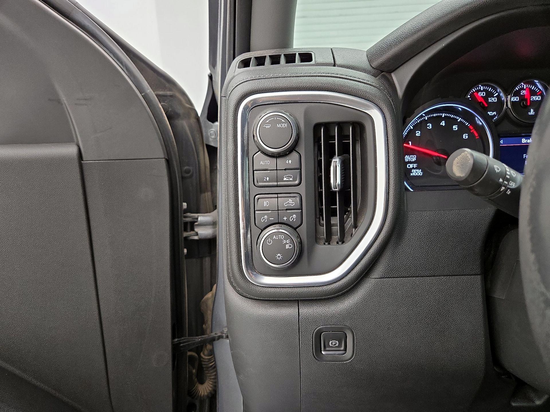 Thumbnail: 2021 Chevrolet Silverado 1500 - 13