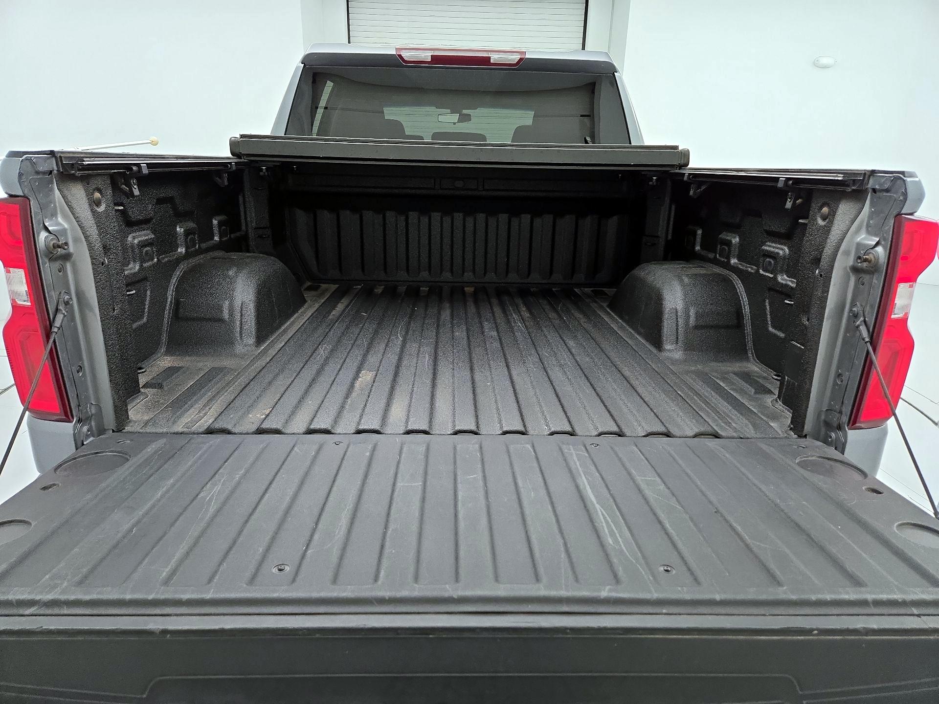Thumbnail: 2021 Chevrolet Silverado 1500 - 20