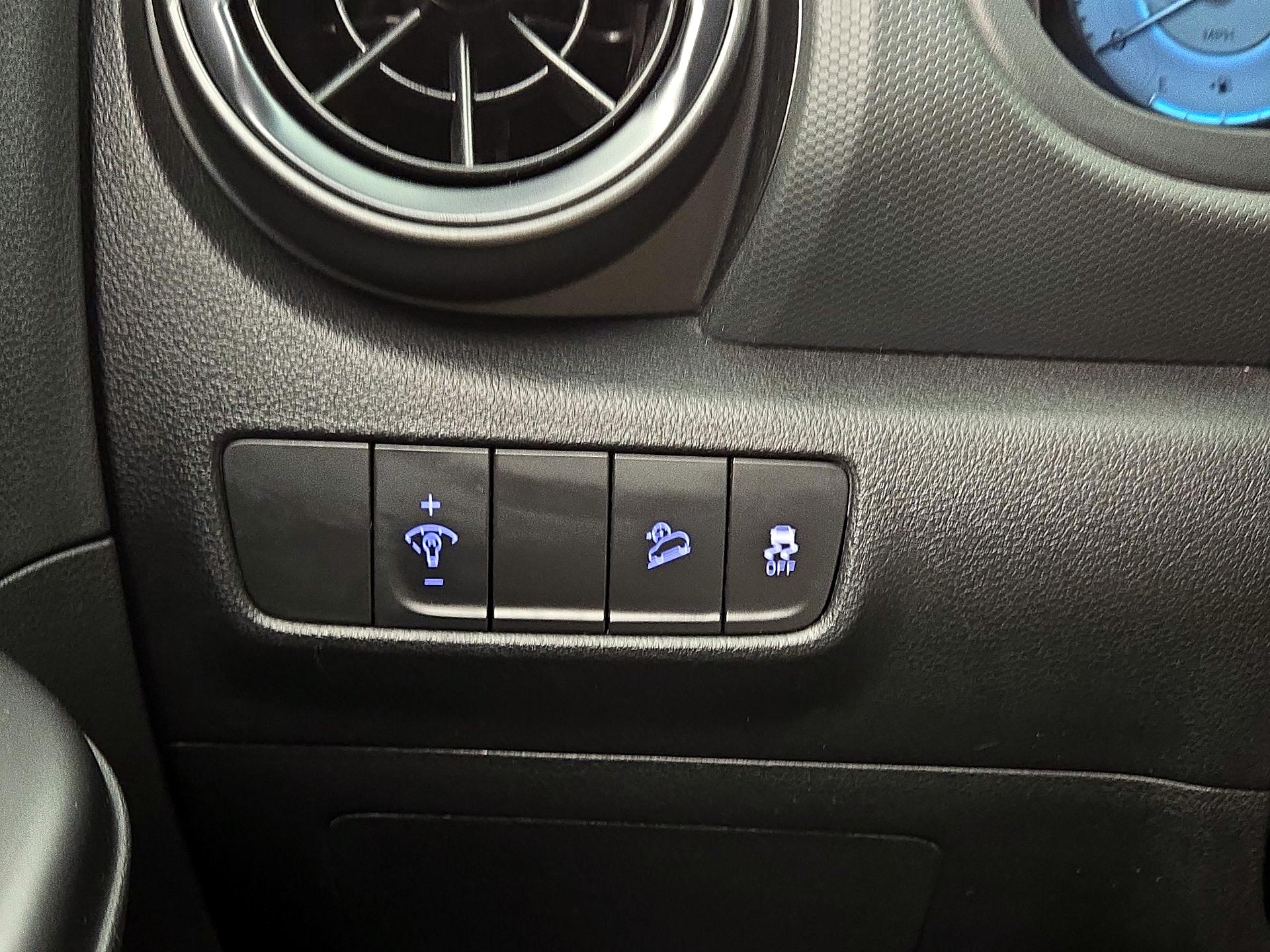 Thumbnail: 2022 Hyundai Kona - 13