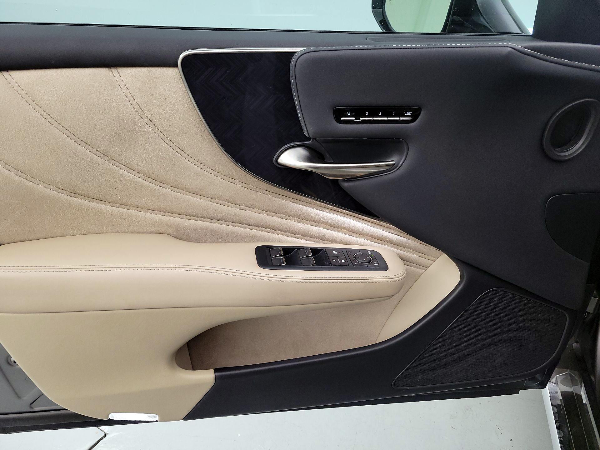 Thumbnail: 2023 Lexus LS - 12