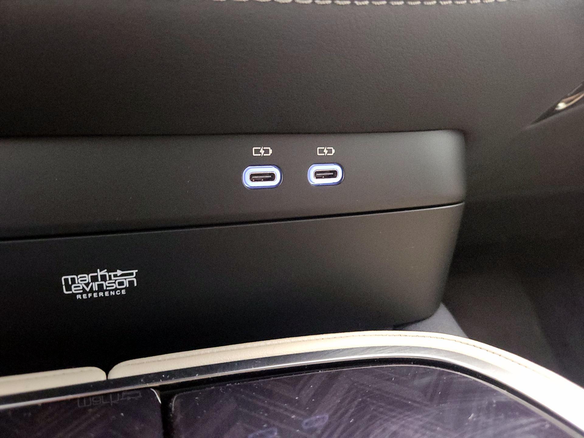 Thumbnail: 2023 Lexus LS - 18