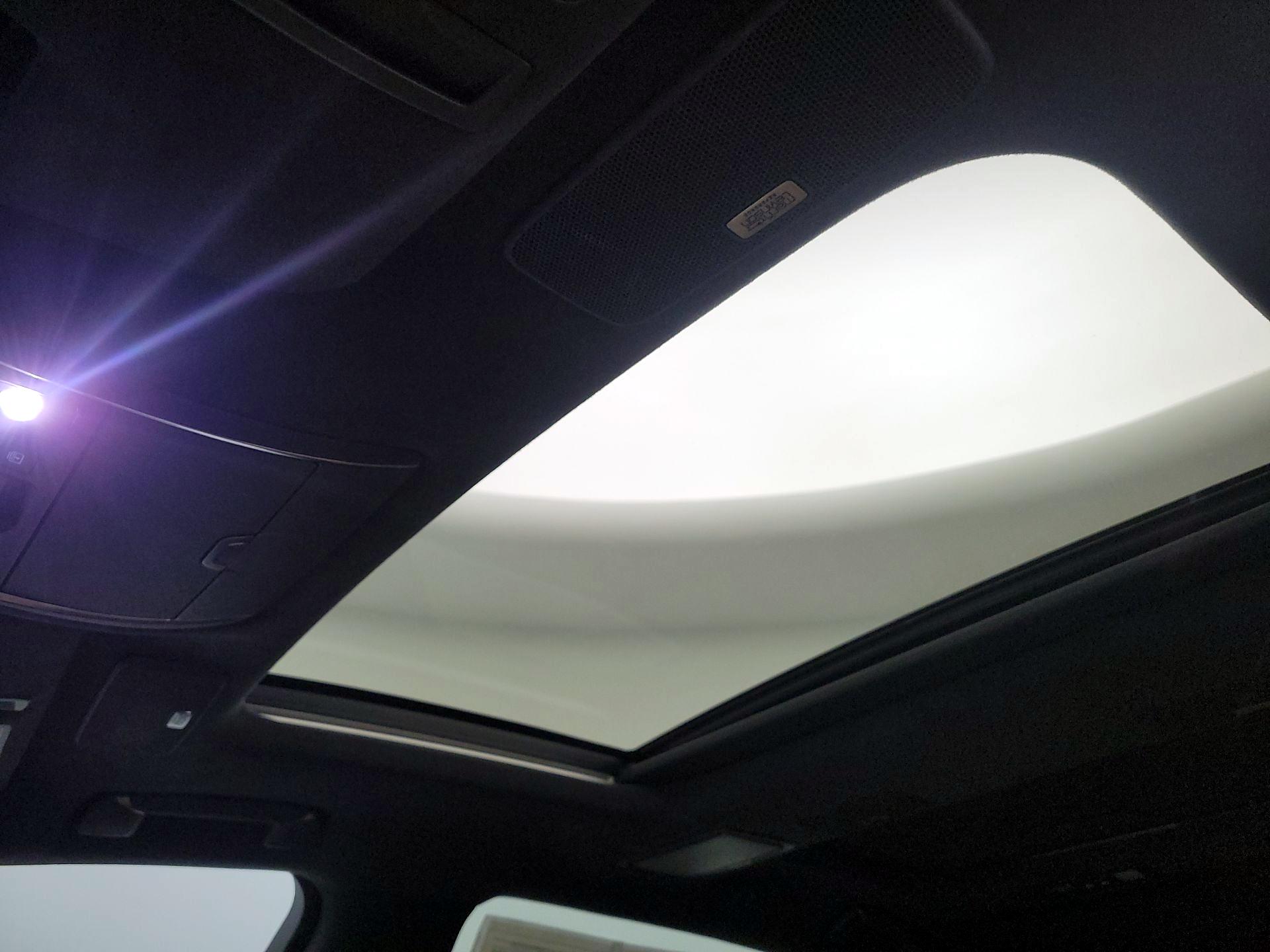 Thumbnail: 2023 Lexus LS - 19